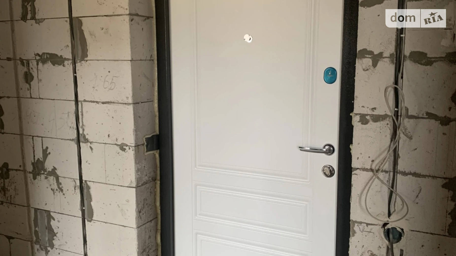 Продается 1-комнатная квартира 43 кв. м в Березиной, ул. Радужная, 105 - фото 4