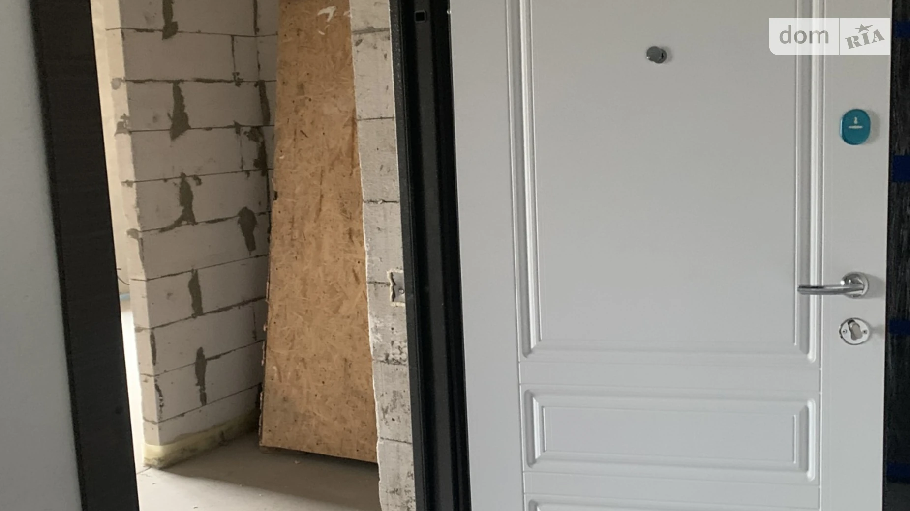 Продается 1-комнатная квартира 43 кв. м в Березиной, ул. Радужная, 105 - фото 3