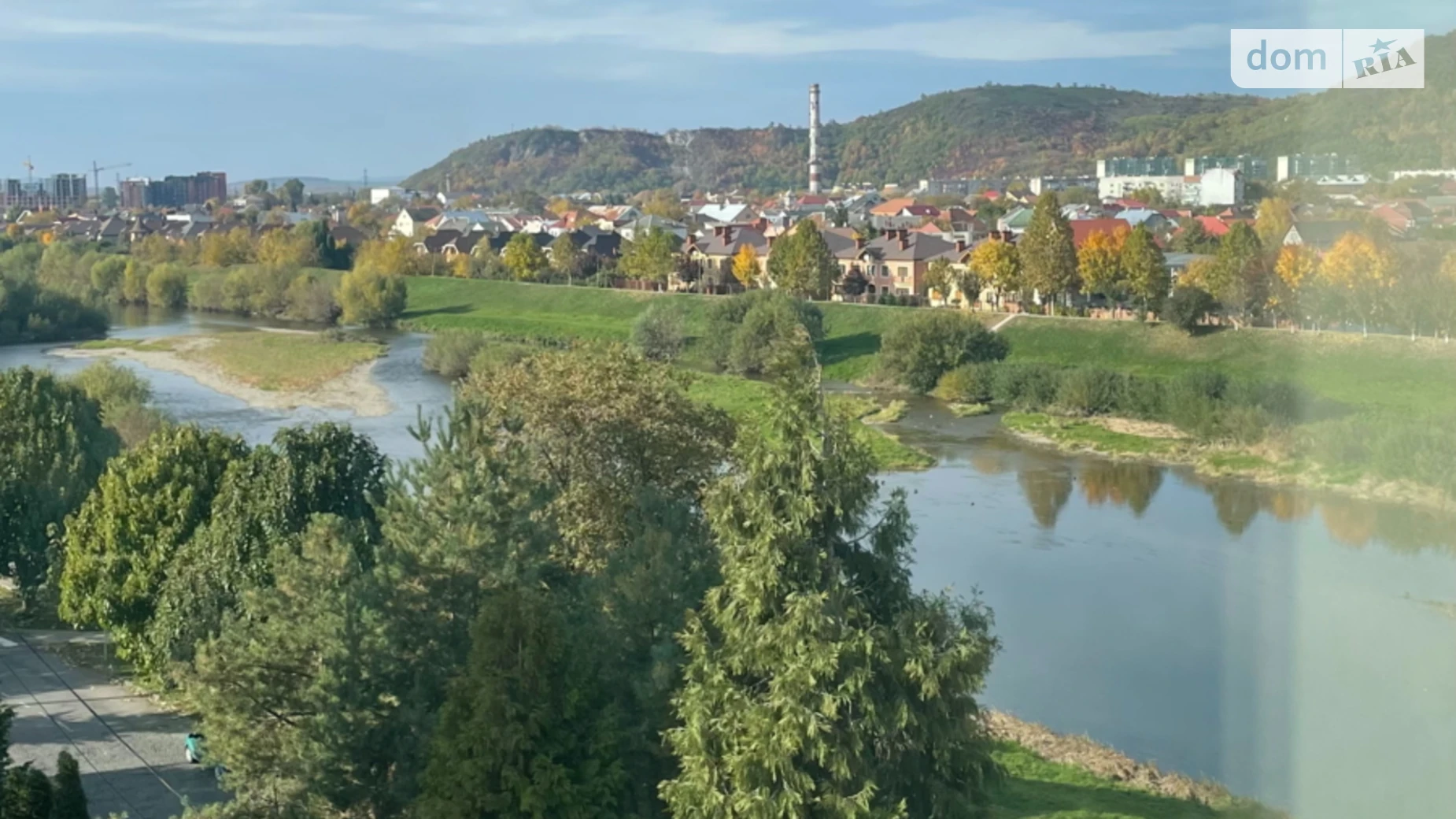 Продається 2-кімнатна квартира 74 кв. м у Мукачеві, вул. Набережна, 1 - фото 2