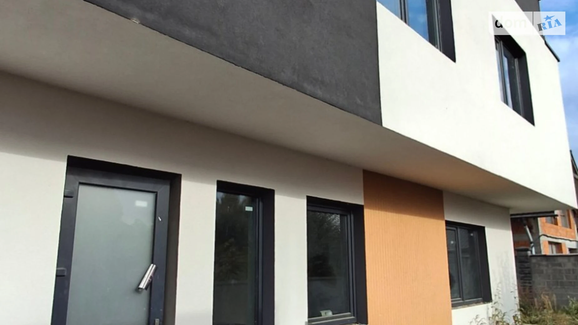 Продается дом на 2 этажа 120 кв. м с садом, цена: 85000 $ - фото 3