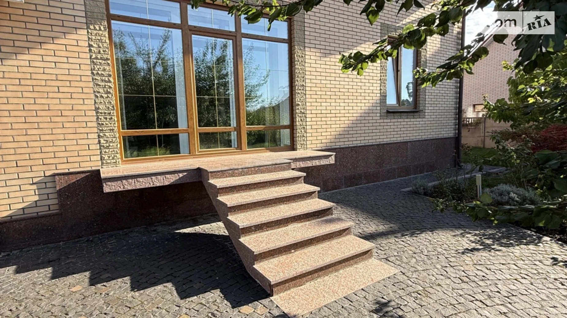 Продается дом на 2 этажа 226 кв. м с беседкой, цена: 290000 $ - фото 5