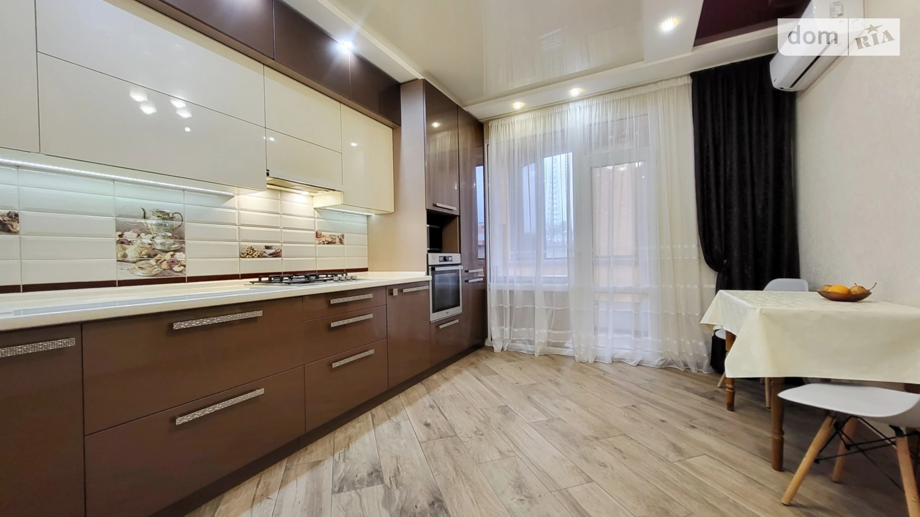 Продается 2-комнатная квартира 74.3 кв. м в Виннице, ул. Келецкая, 45Б - фото 2