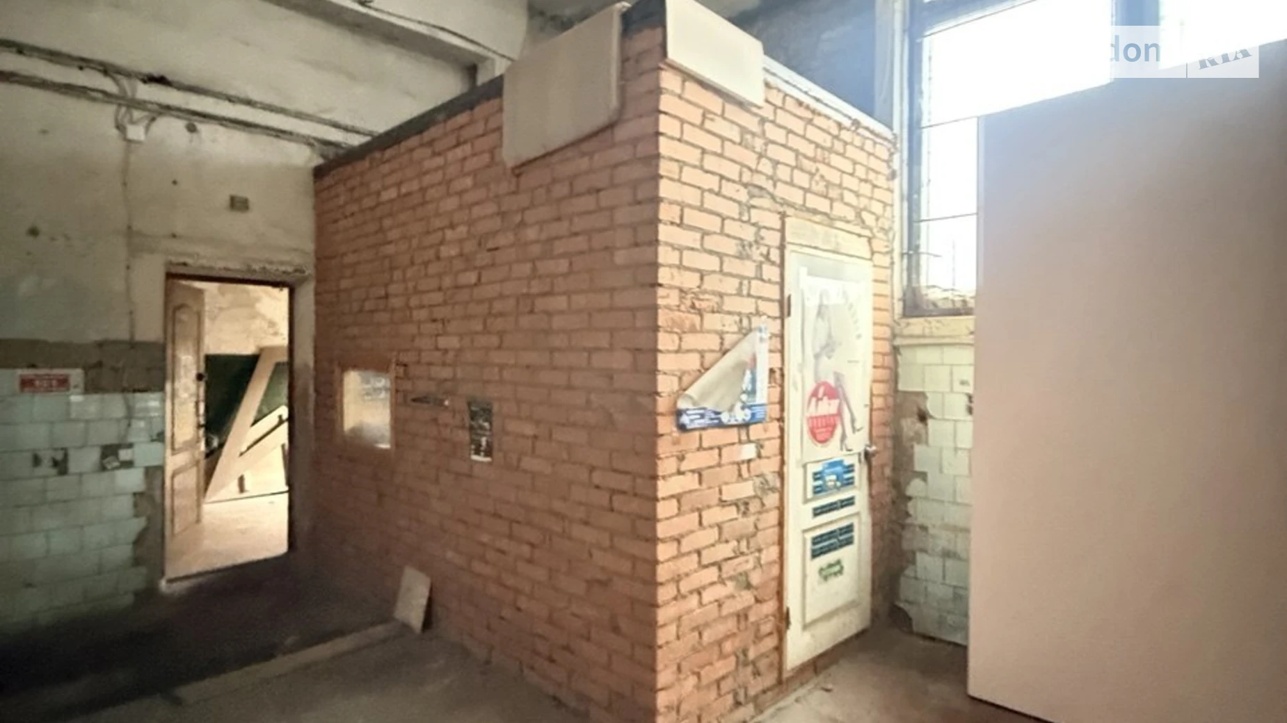 Сдается в аренду помещения свободного назначения 309 кв. м в 1-этажном здании, цена: 31000 грн - фото 2