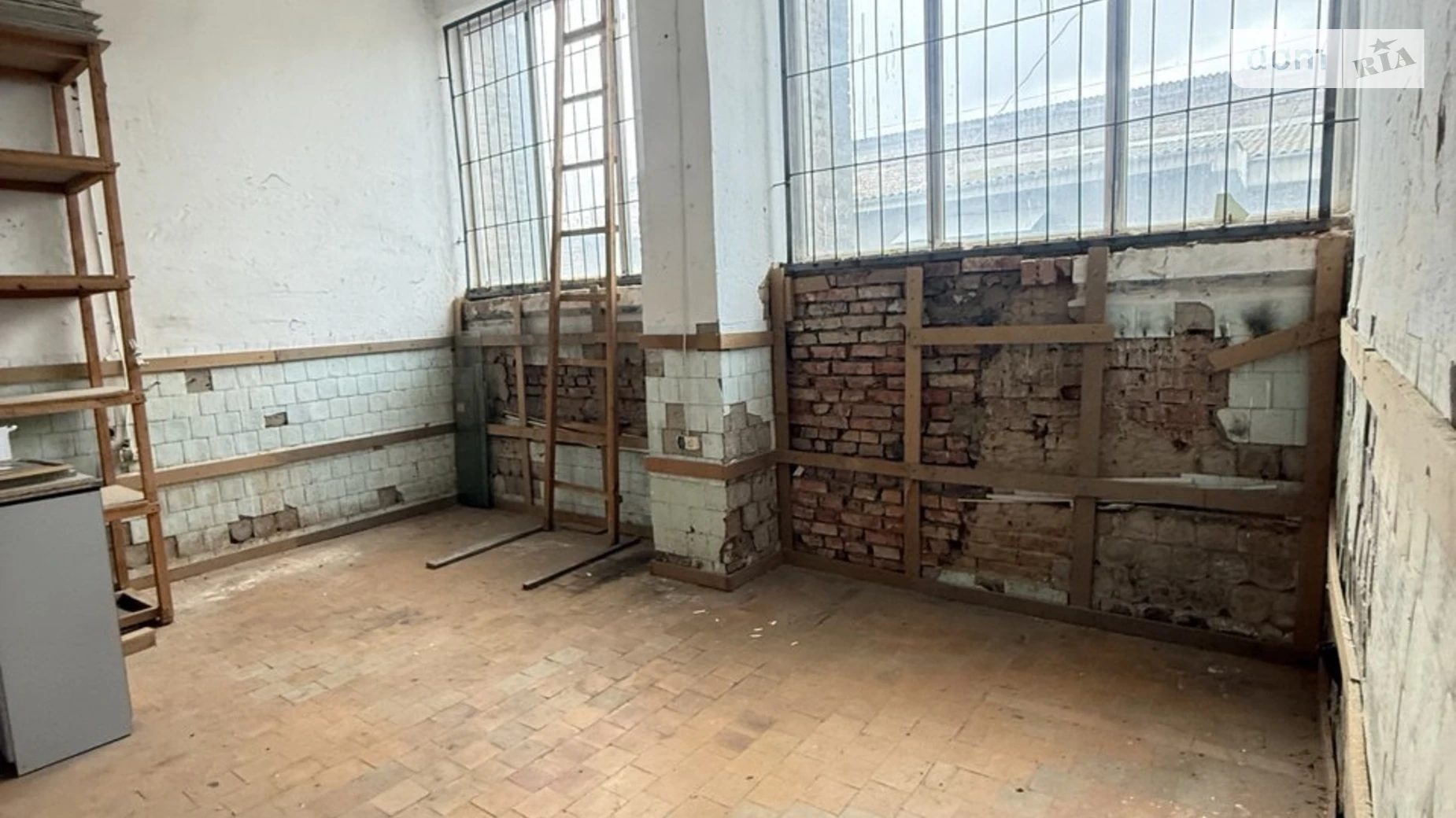 Сдается в аренду помещения свободного назначения 309 кв. м в 1-этажном здании, цена: 31000 грн - фото 5