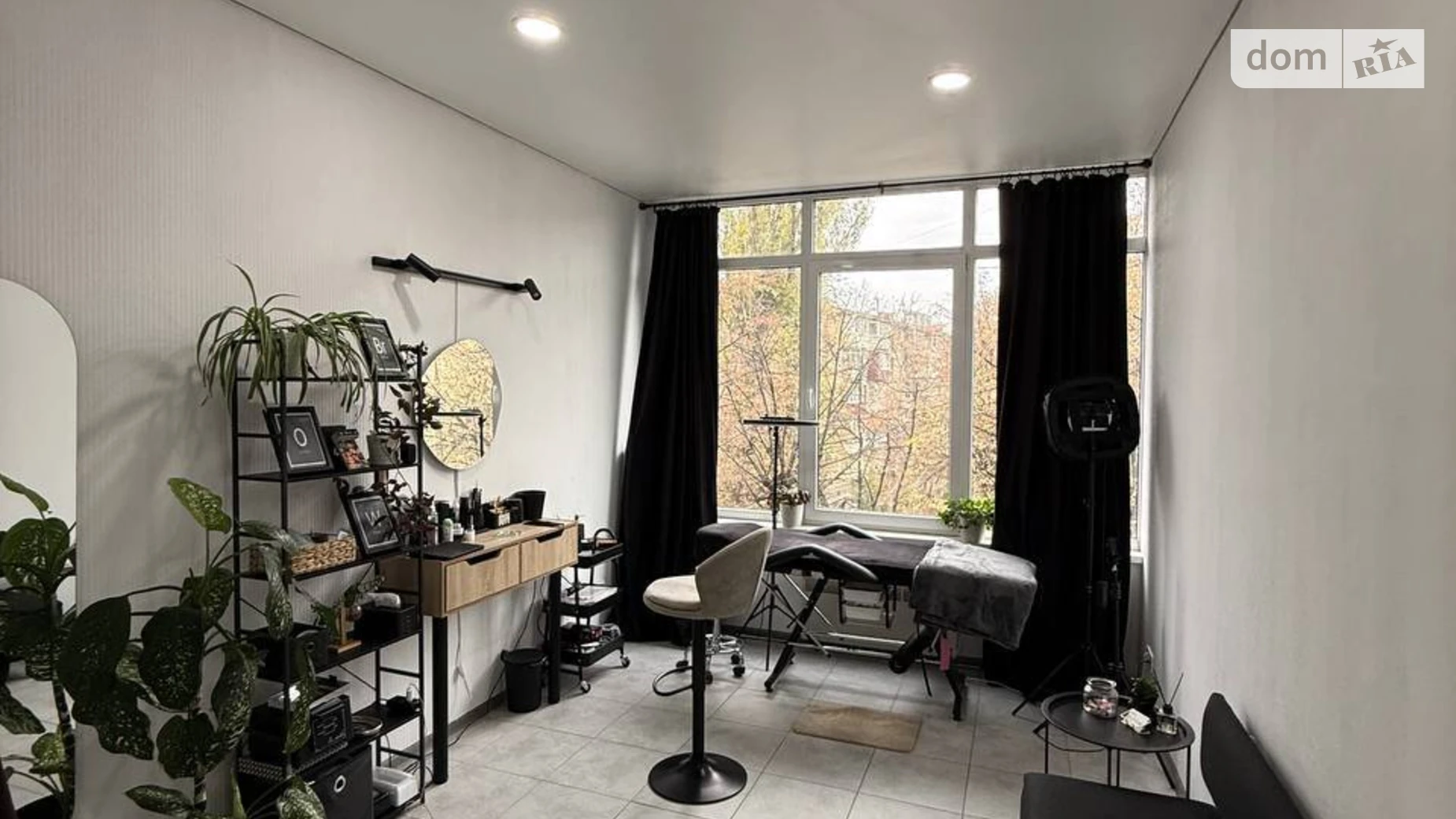 Сдается в аренду офис 15 кв. м в бизнес-центре, цена: 4500 грн - фото 3