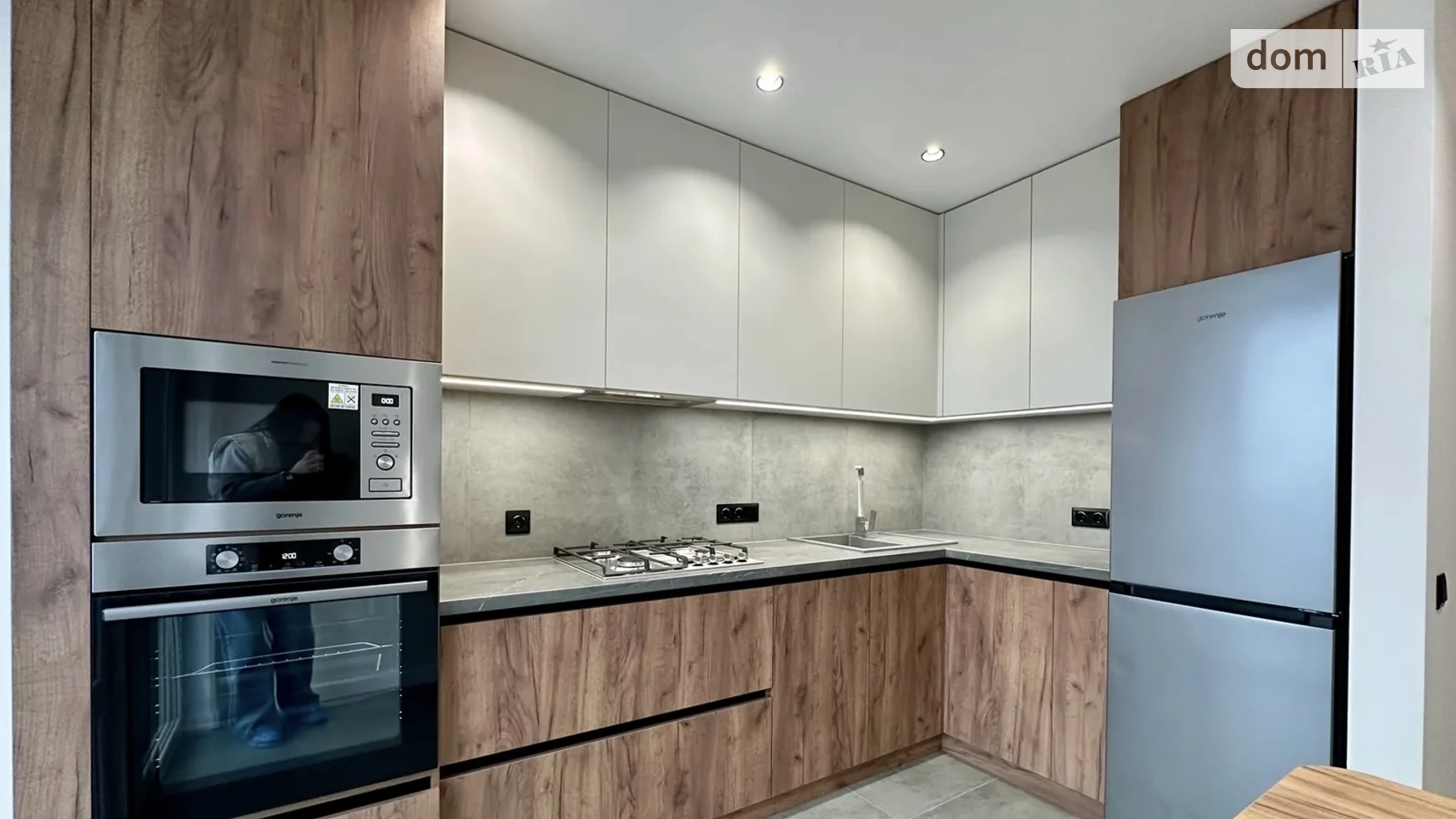 Сдается в аренду 1-комнатная квартира 38 кв. м в Ивано-Франковске, ул. Флотская, 10Б - фото 2