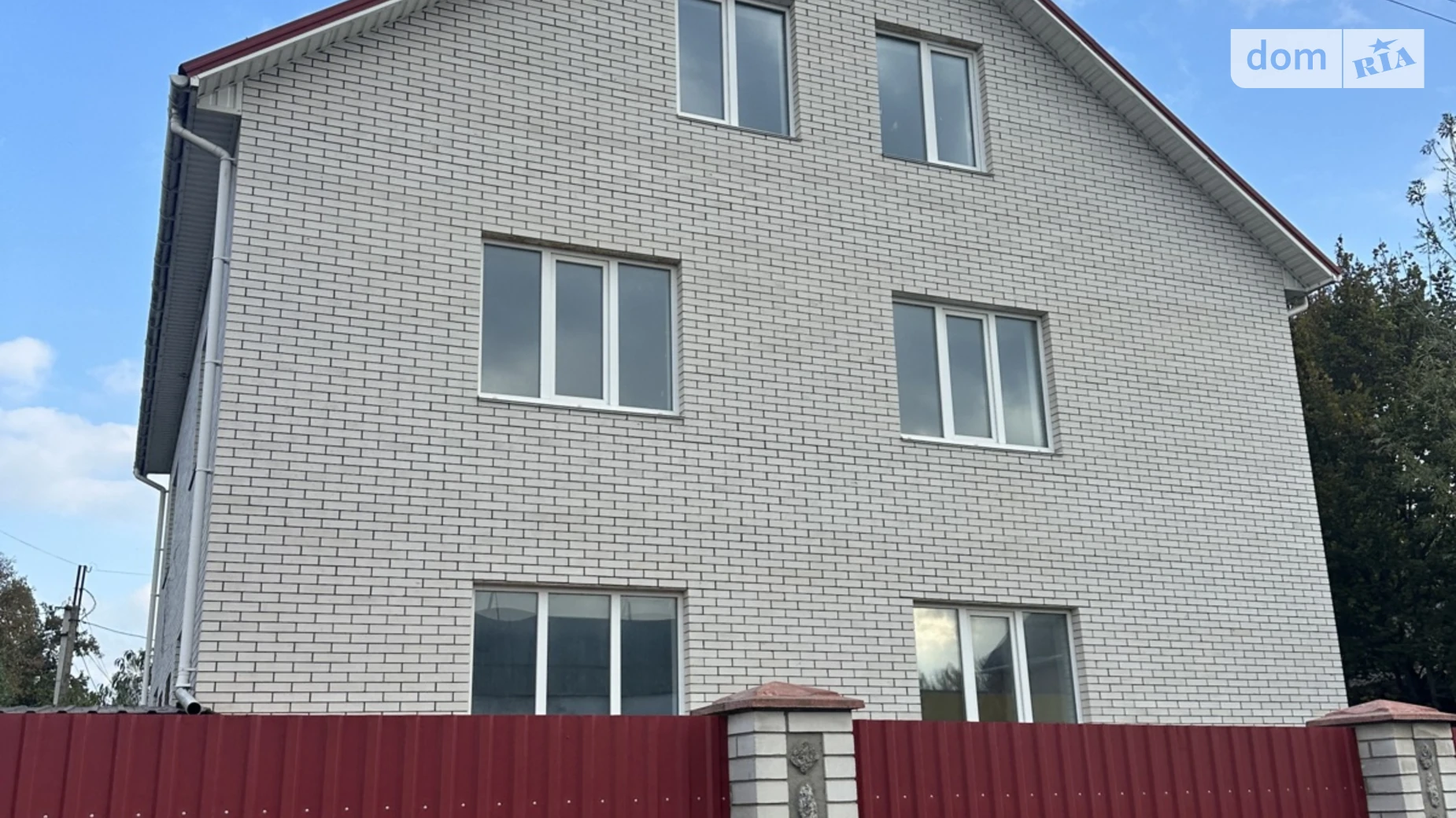 Продается дом на 2 этажа 320 кв. м с балконом, цена: 95000 $ - фото 2