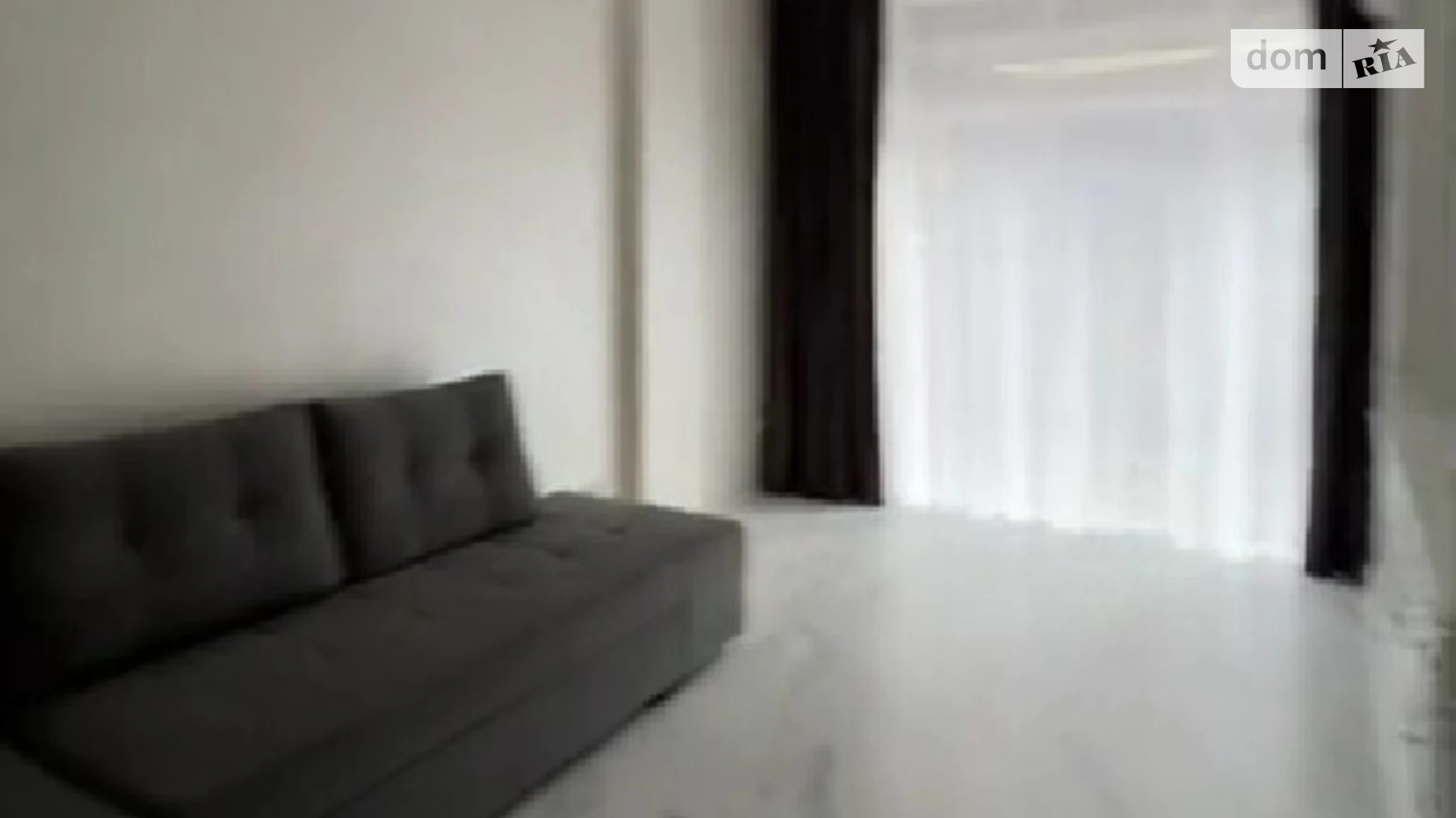 Продается 2-комнатная квартира 70 кв. м в Ровно, ул. Савура Клима, 15 - фото 3