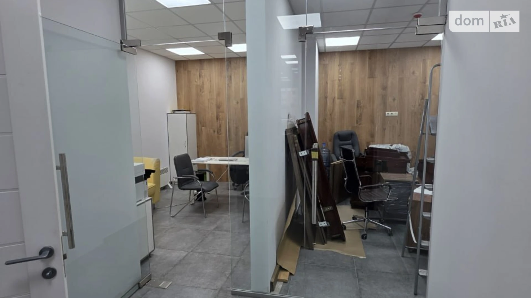 Сдается в аренду помещения свободного назначения 93 кв. м в 25-этажном здании, цена: 100000 грн - фото 2