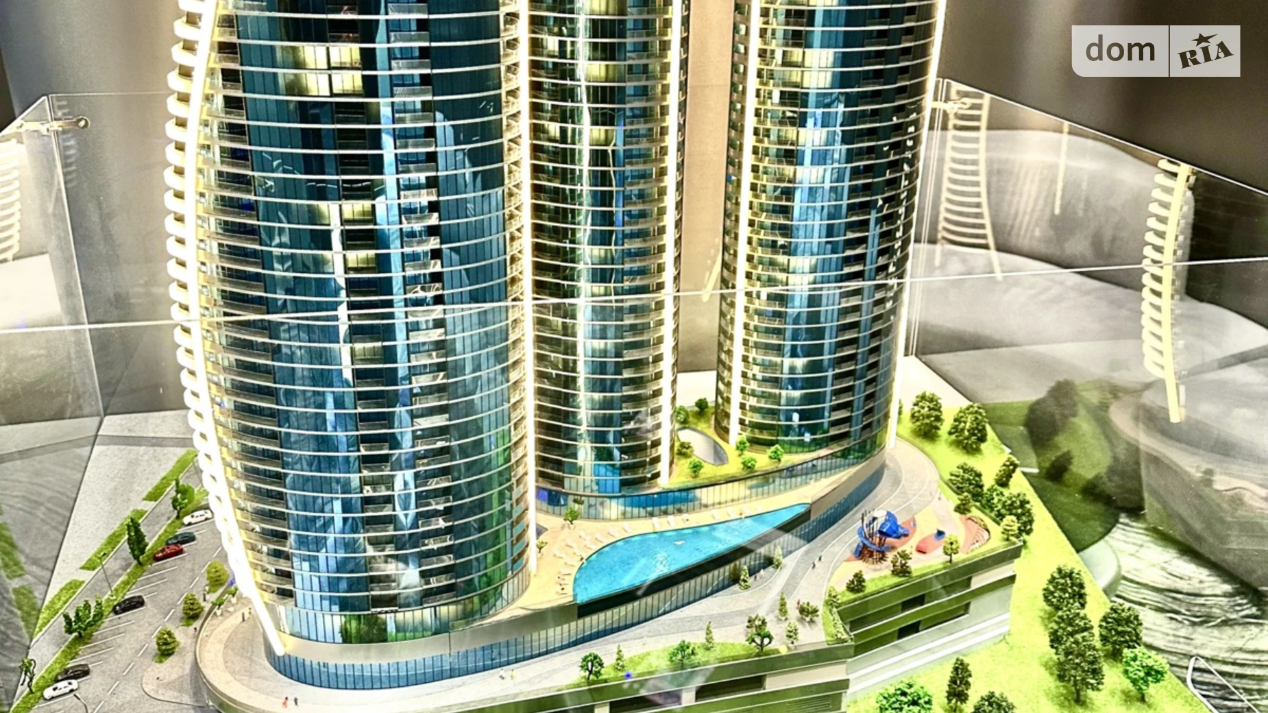 Продается 2-комнатная квартира 114.3 кв. м в Киеве, ул. Иоанна Павла II(Патриса Лумумбы), 12 - фото 4