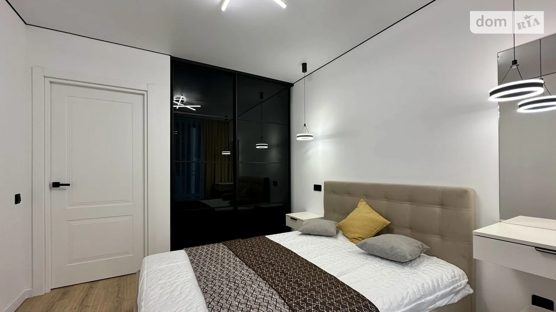 Сдается в аренду 1-комнатная квартира 37 кв. м в Ивано-Франковске, ул. Юліана Пелеша(Крайковского), 3 корпус 10 - фото 3