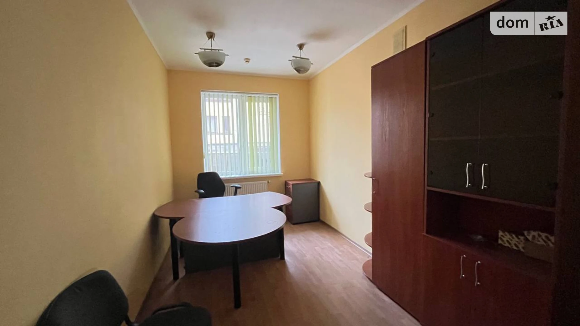 Сдается в аренду офис 200 кв. м в бизнес-центре, цена: 1500 $ - фото 3