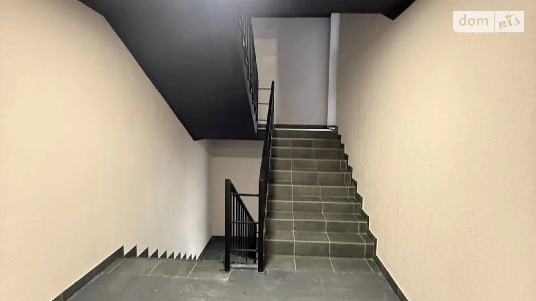 Продается 2-комнатная квартира 69.5 кв. м в Ивано-Франковске, ул. Бандеры Степана, 79 - фото 5