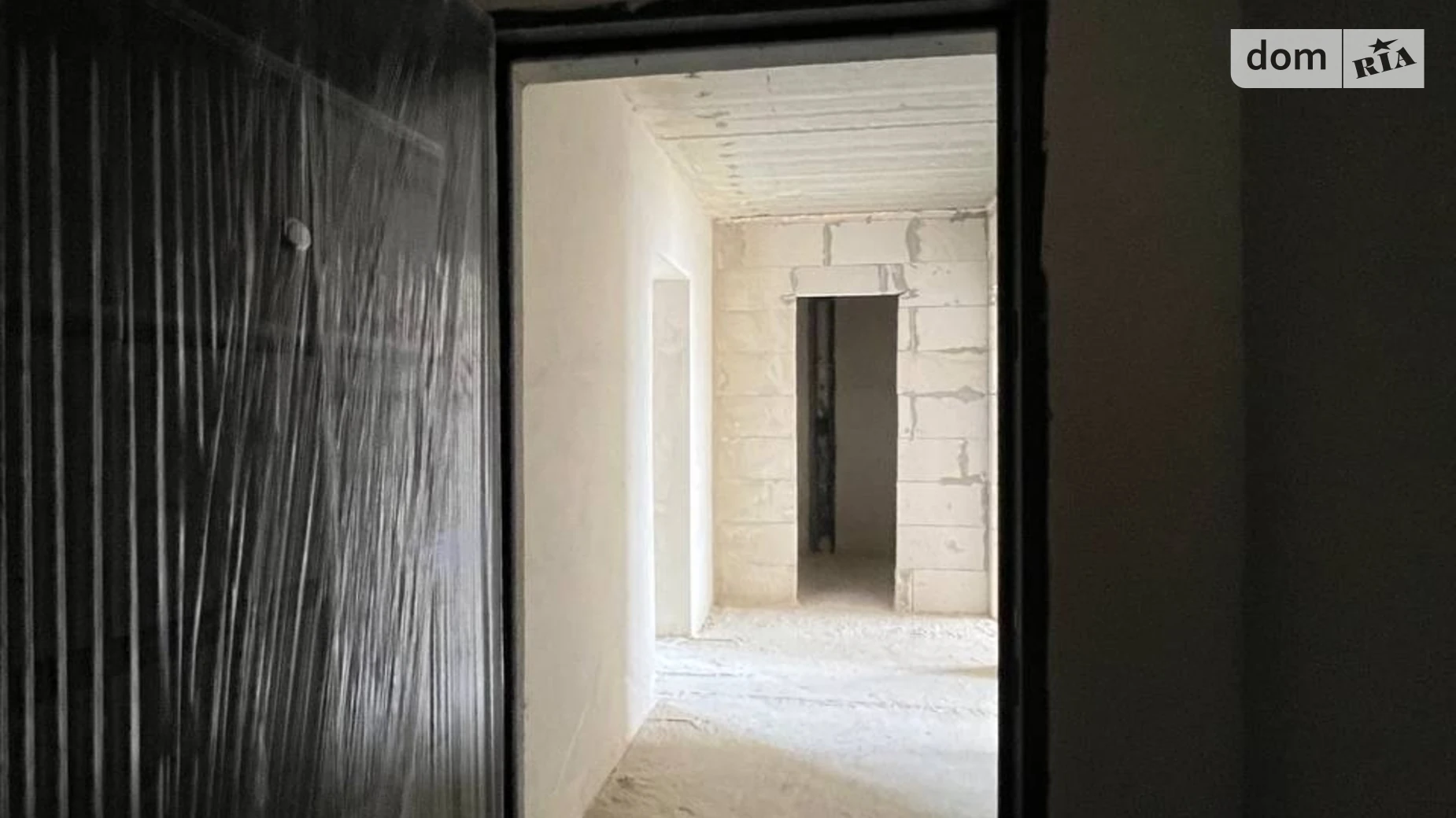 Продается 1-комнатная квартира 40.7 кв. м в Ивано-Франковске, ул. Высочана Семена, 18 - фото 3