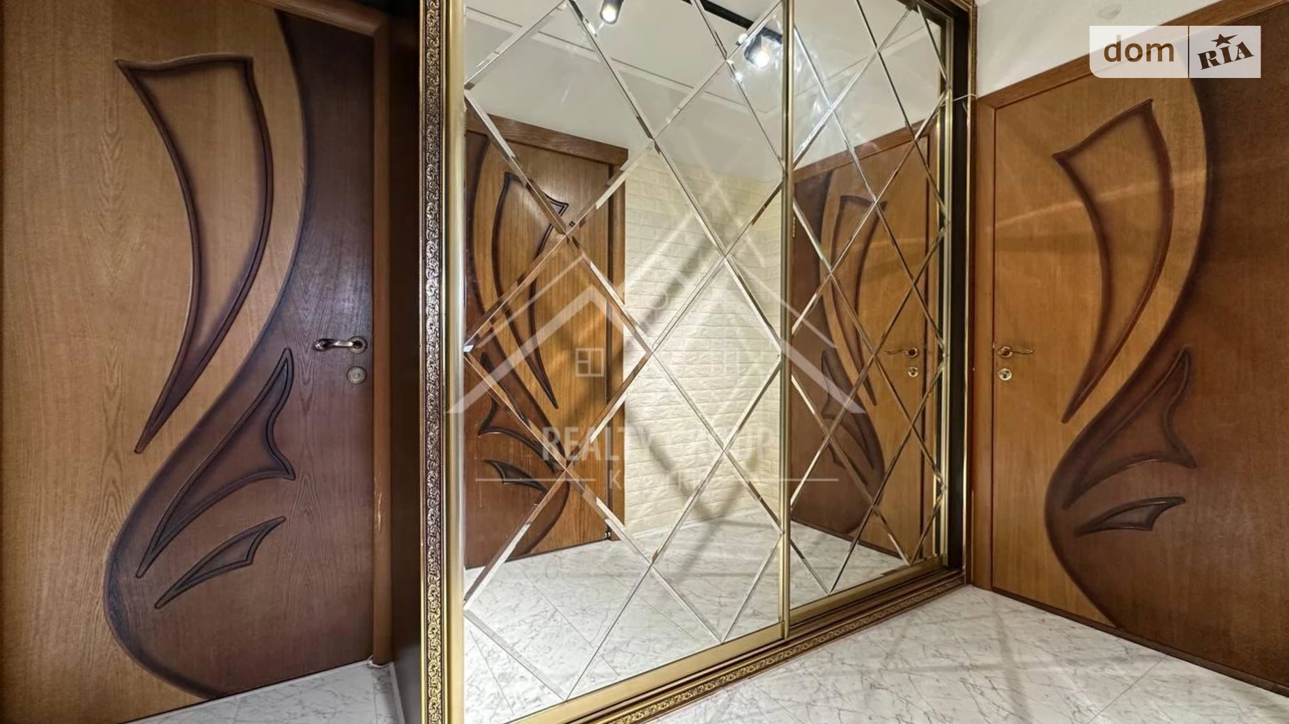 Продается 3-комнатная квартира 64.9 кв. м в Кривом Роге, ул. Алексея Ризниченко(Содружества), 80 - фото 3