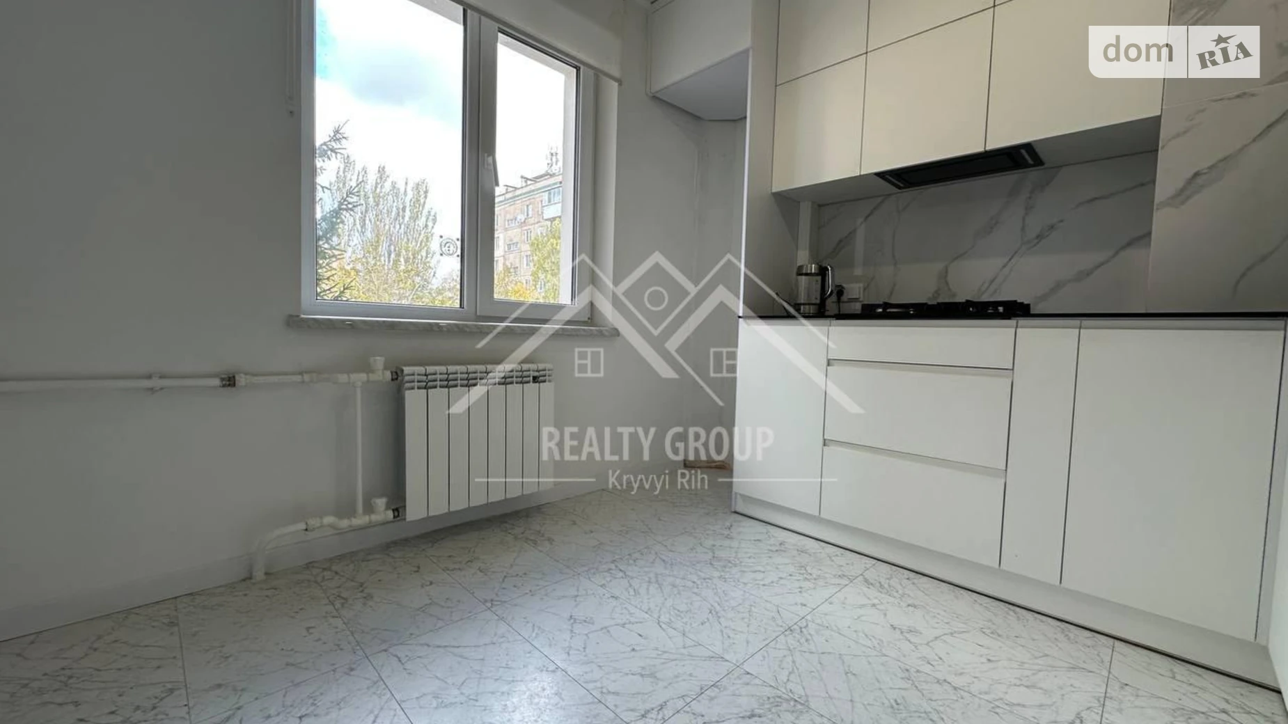 Продается 3-комнатная квартира 64.9 кв. м в Кривом Роге, ул. Алексея Ризниченко(Содружества), 80 - фото 2