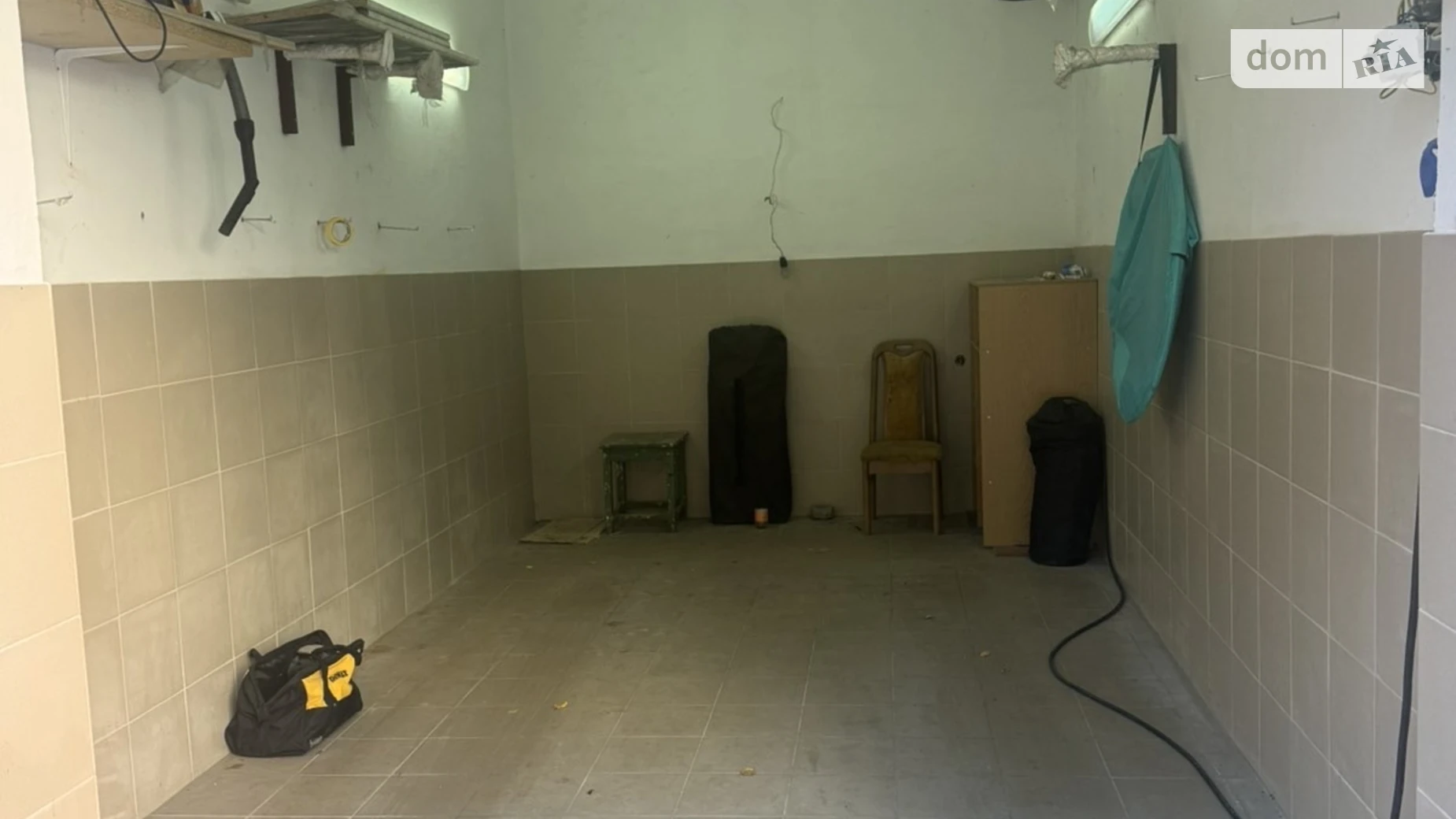 Продается отдельно стоящий гараж под легковое авто на 17 кв. м, цена: 19000 $ - фото 2