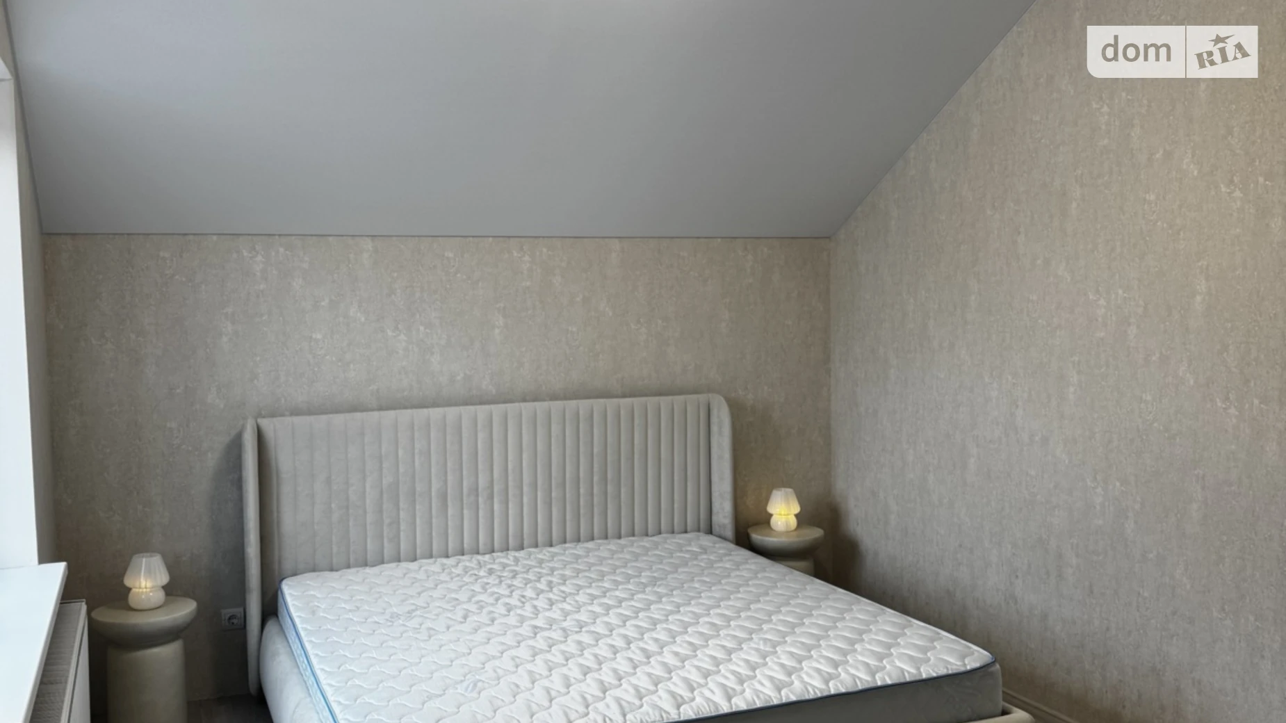 Продается дом на 2 этажа 110 кв. м с камином, цена: 130000 $ - фото 4