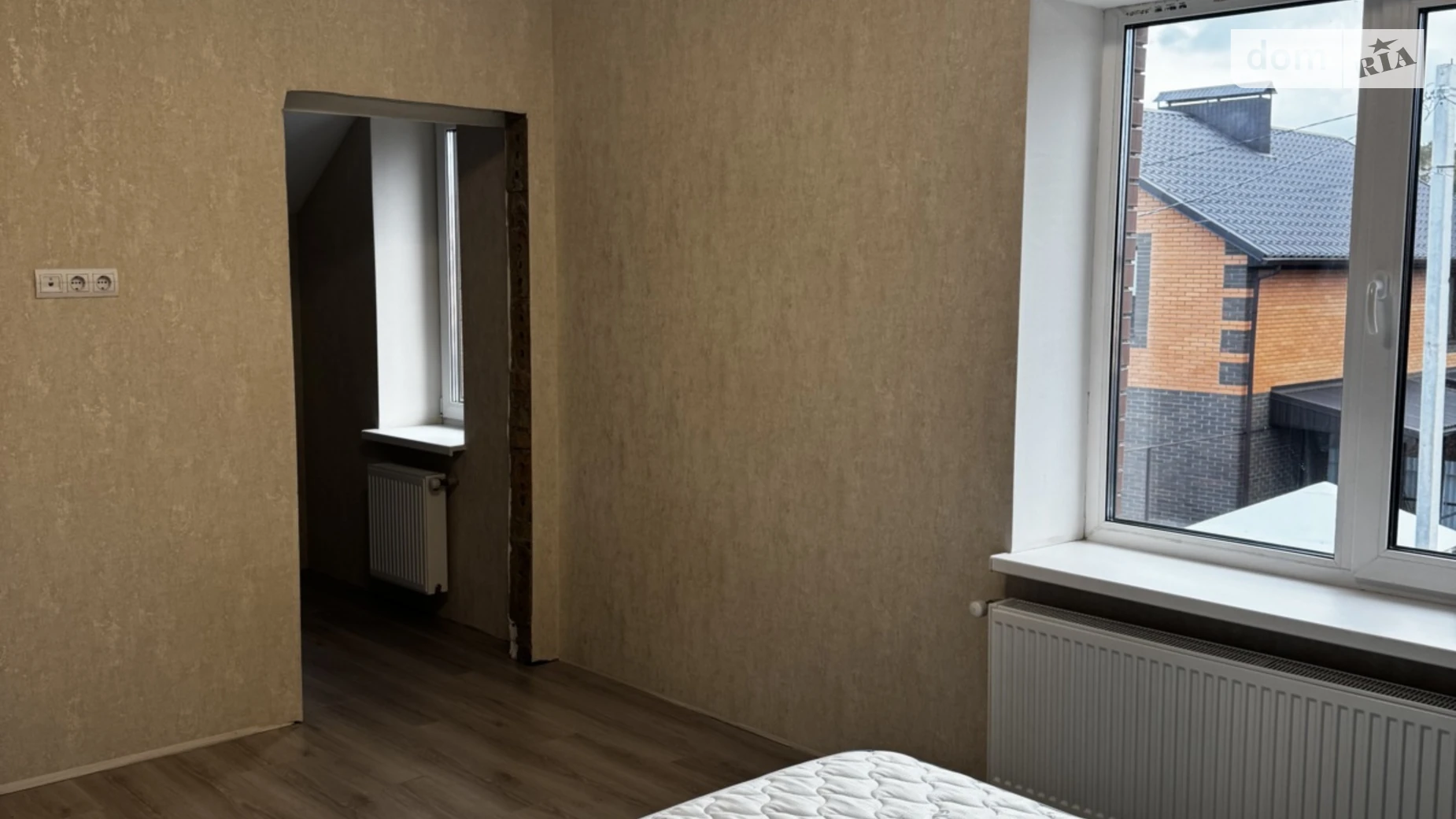 Продается дом на 2 этажа 110 кв. м с камином, цена: 130000 $ - фото 5