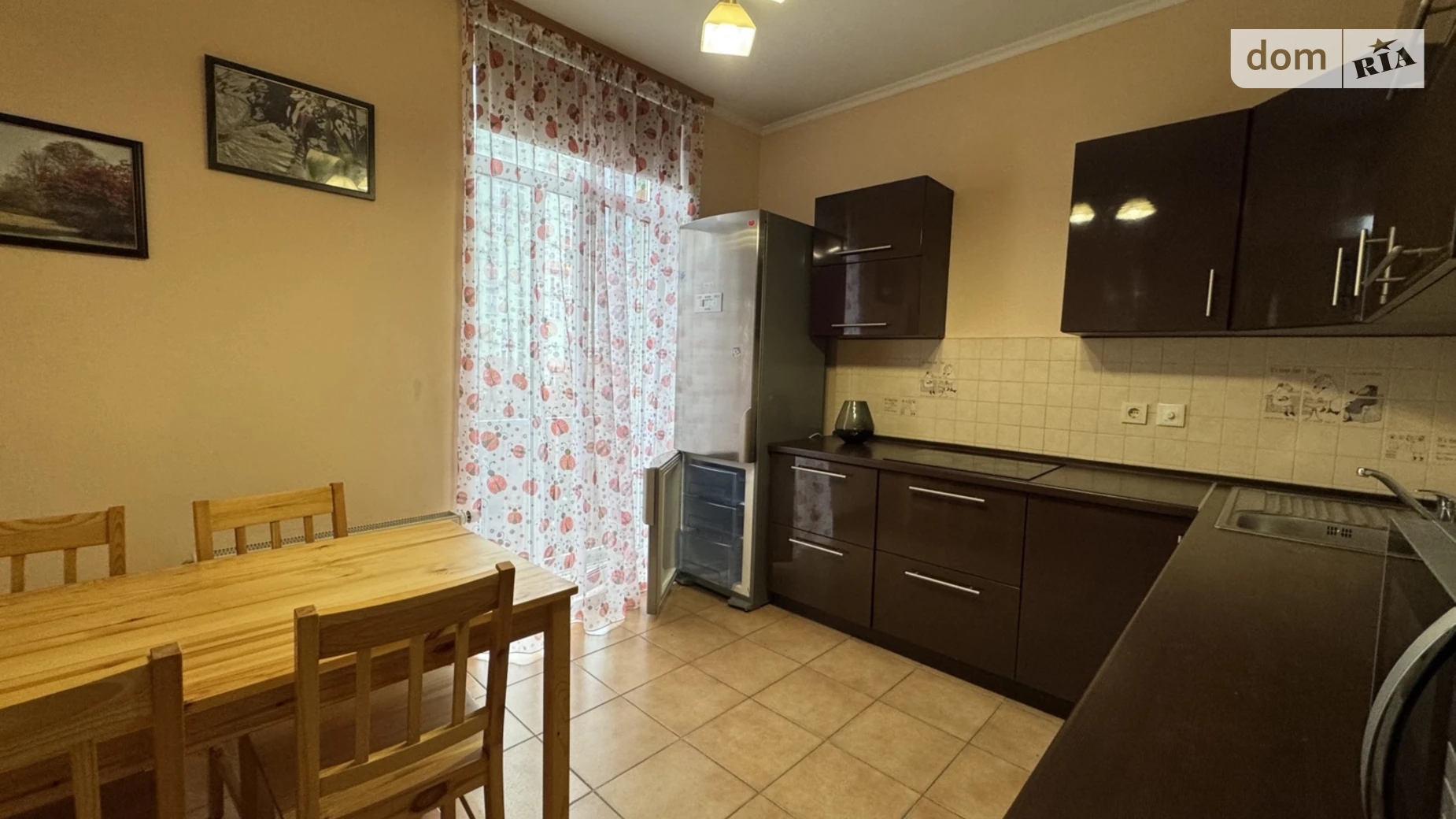 Продается 1-комнатная квартира 43.4 кв. м в Киеве, ул. Регенераторная, 4 корпус 1 - фото 2