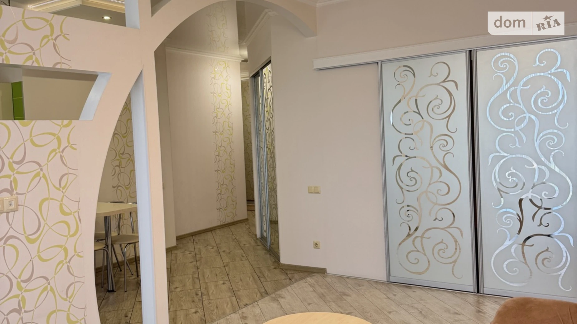 Продается 1-комнатная квартира 55.6 кв. м в Лиманке, ул. Жемчужная, 1 - фото 2