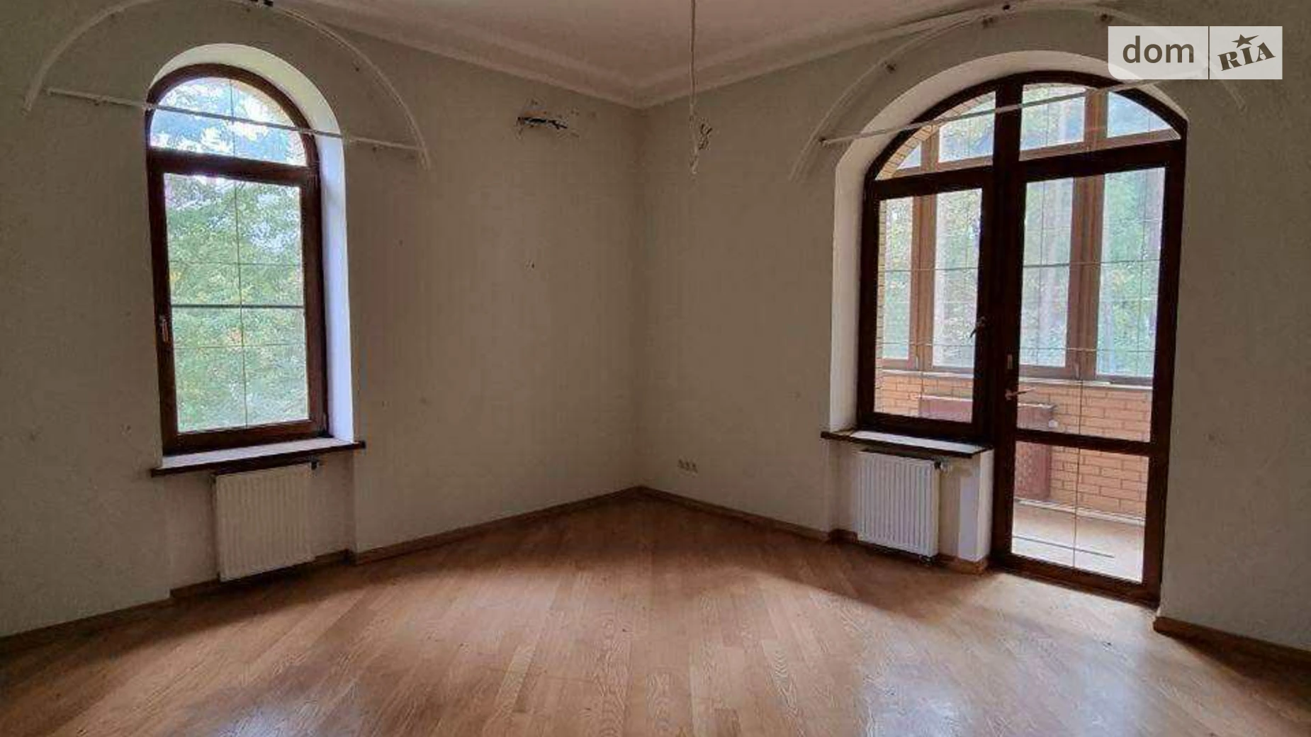 Продается дом на 2 этажа 980 кв. м с садом, цена: 1200000 € - фото 3