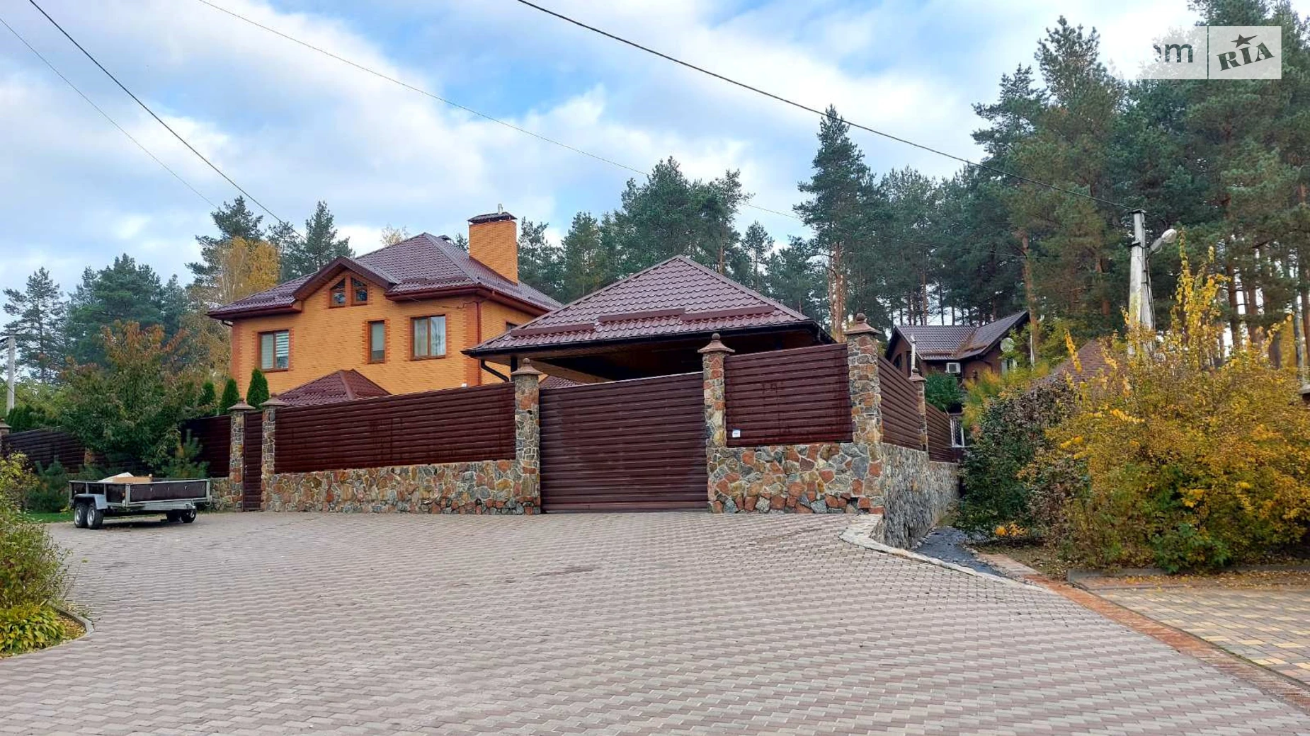 Продается дом на 2 этажа 360 кв. м с верандой, цена: 299000 $ - фото 3