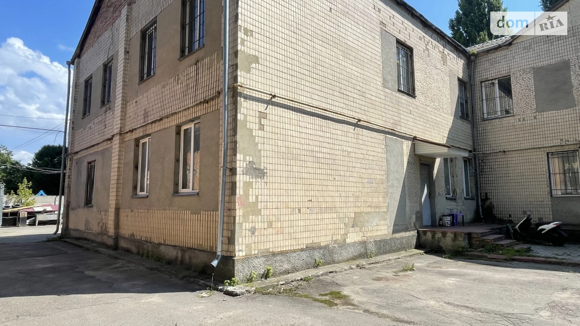 Здається в оренду приміщення вільного призначення 65 кв. м в 2-поверховій будівлі, цена: 15000 грн - фото 2