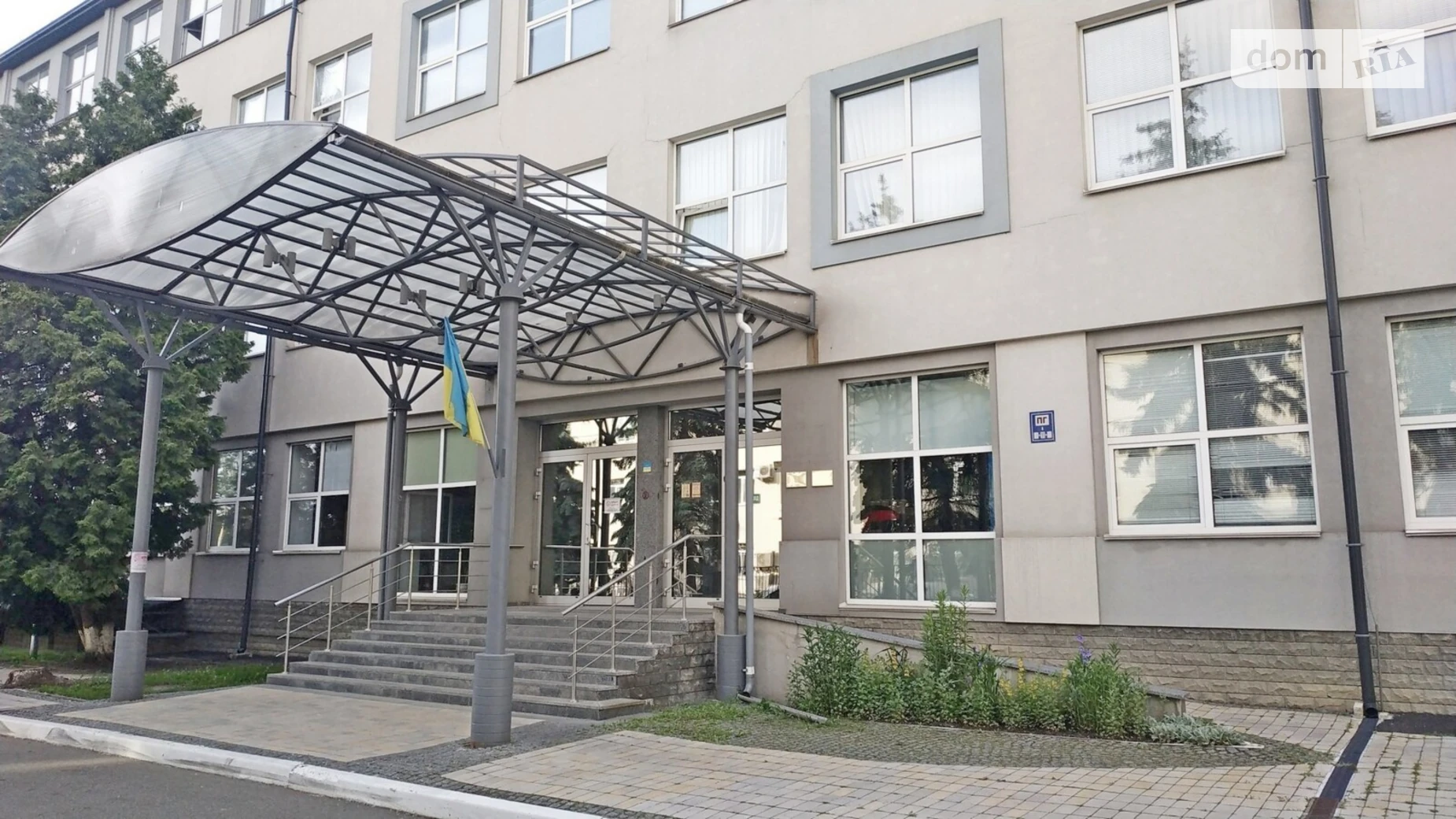 Сдается в аренду офис 298.4 кв. м в бизнес-центре, цена: 60110 грн - фото 4