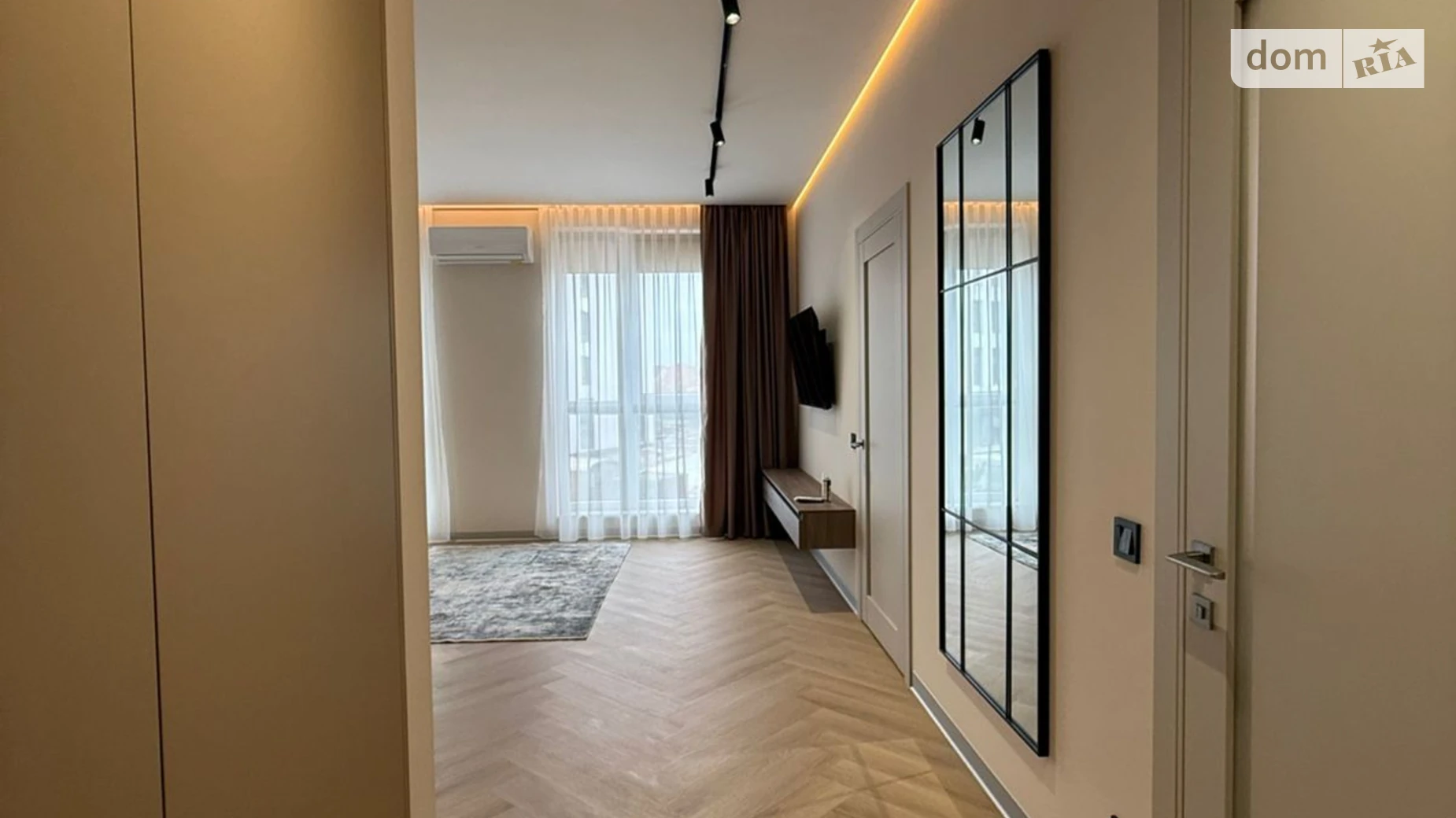 Продається 1-кімнатна квартира 45 кв. м у Минаї, вул. Августина Волошина - фото 3