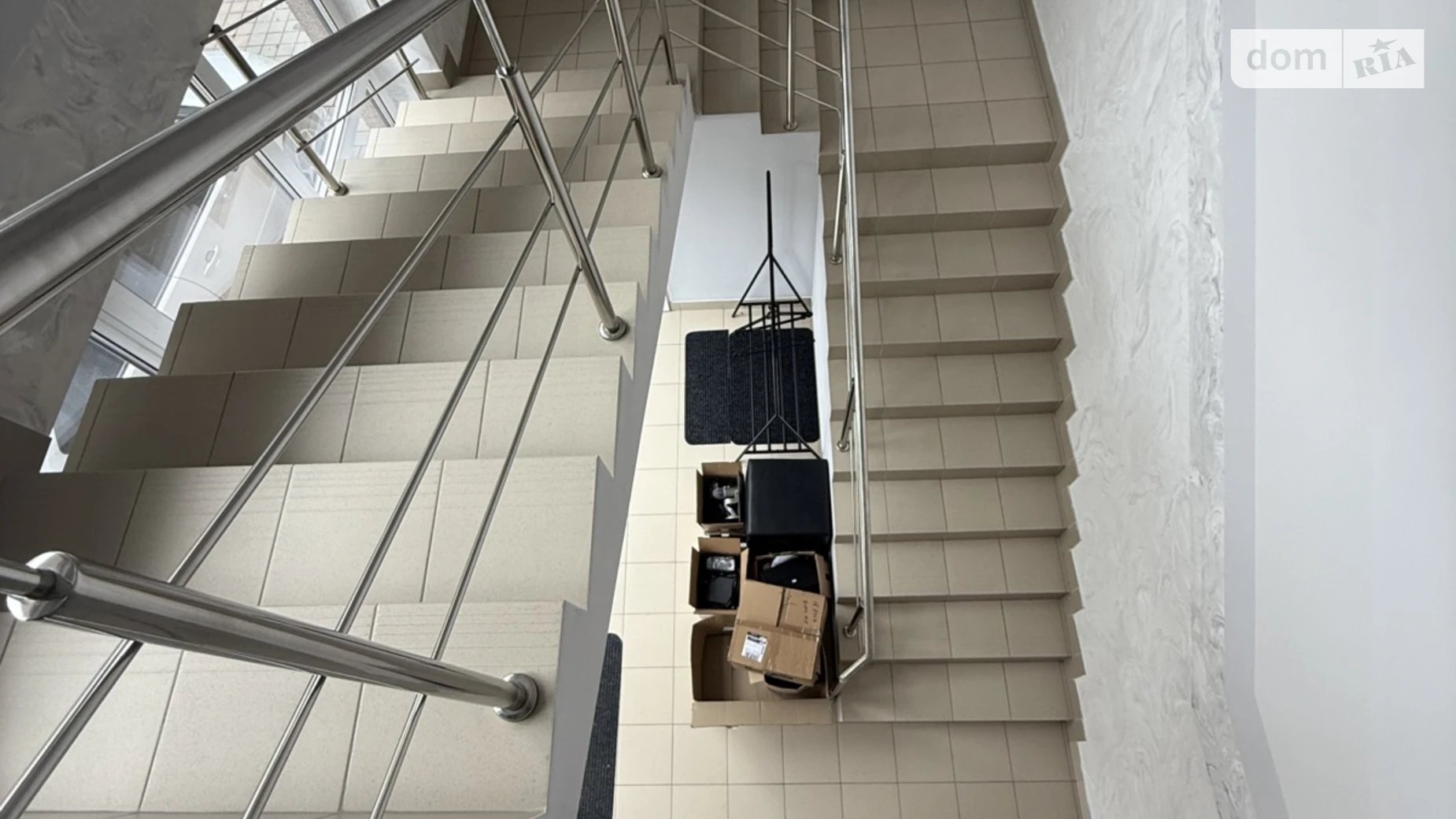 Здається в оренду приміщення вільного призначення 153 кв. м в 9-поверховій будівлі, цена: 1500 $ - фото 5