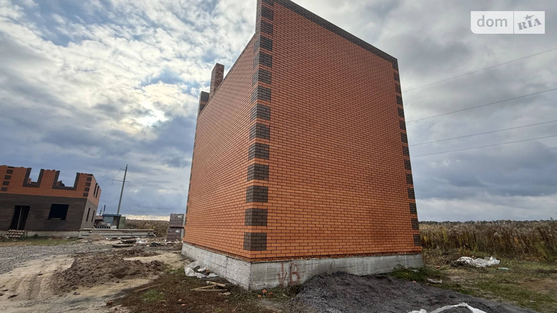 Продается дом на 2 этажа 70 кв. м с садом, цена: 65000 $ - фото 4