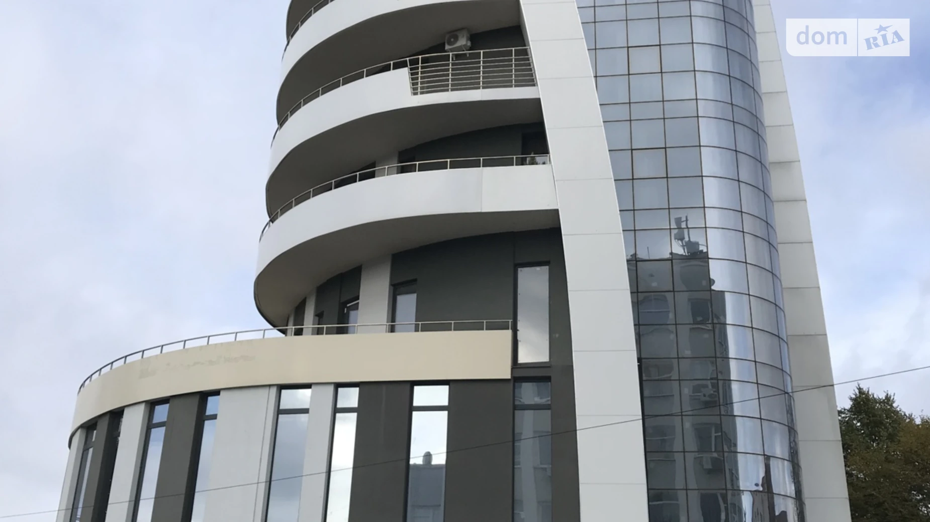 Продается 1-комнатная квартира 33.7 кв. м в Ужгороде, ул. Гойды, 10 - фото 2