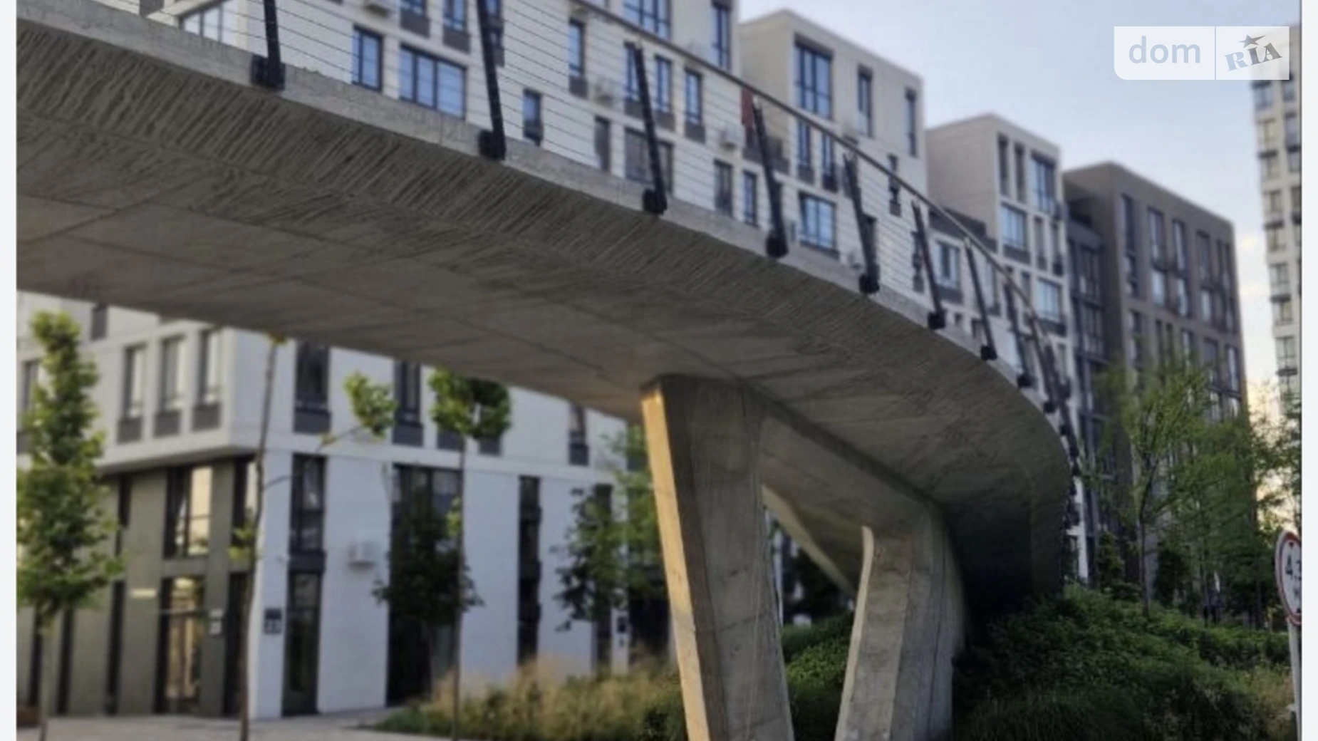 Продается 2-комнатная квартира 71.4 кв. м в Киеве, ул. Салютная, 2 корпус 24 - фото 2
