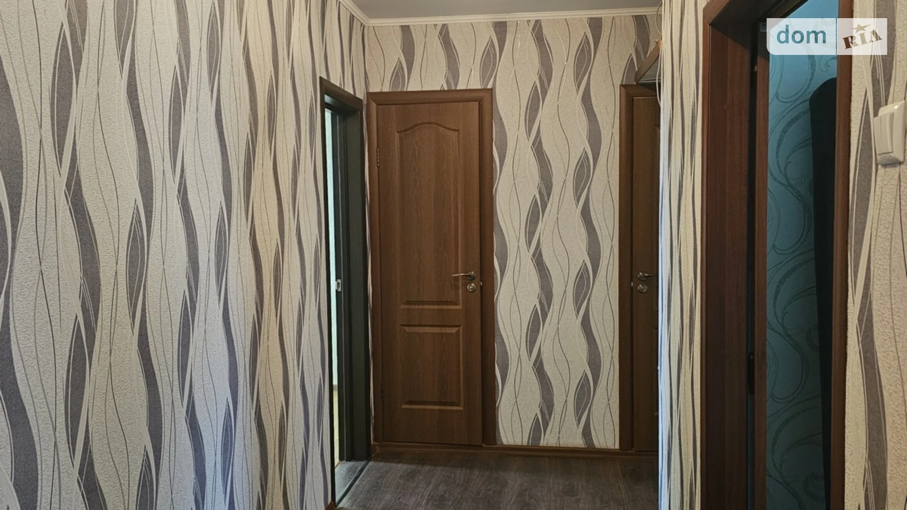 Продається 3-кімнатна квартира 62.6 кв. м у Кривому Розі, вул. Саласюка, 64 - фото 3