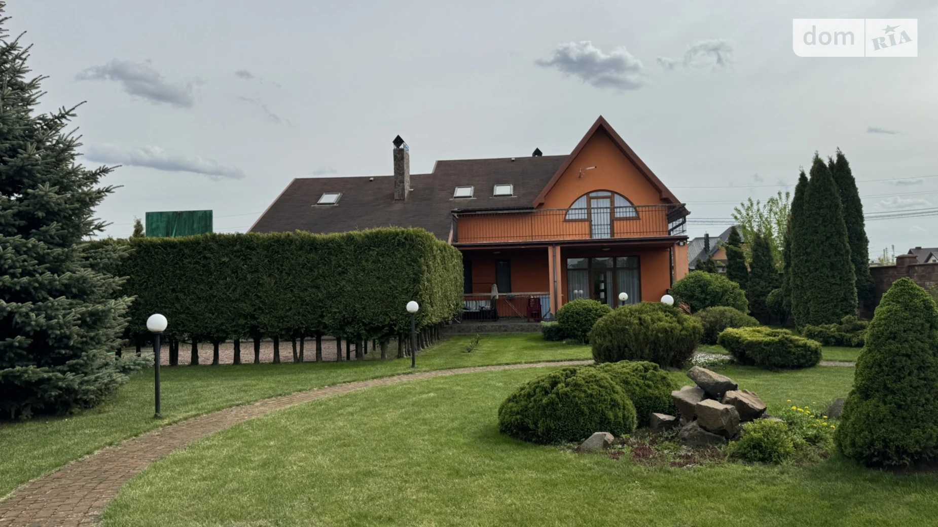 Продается дом на 2 этажа 256 кв. м с баней/сауной, цена: 220000 $ - фото 3