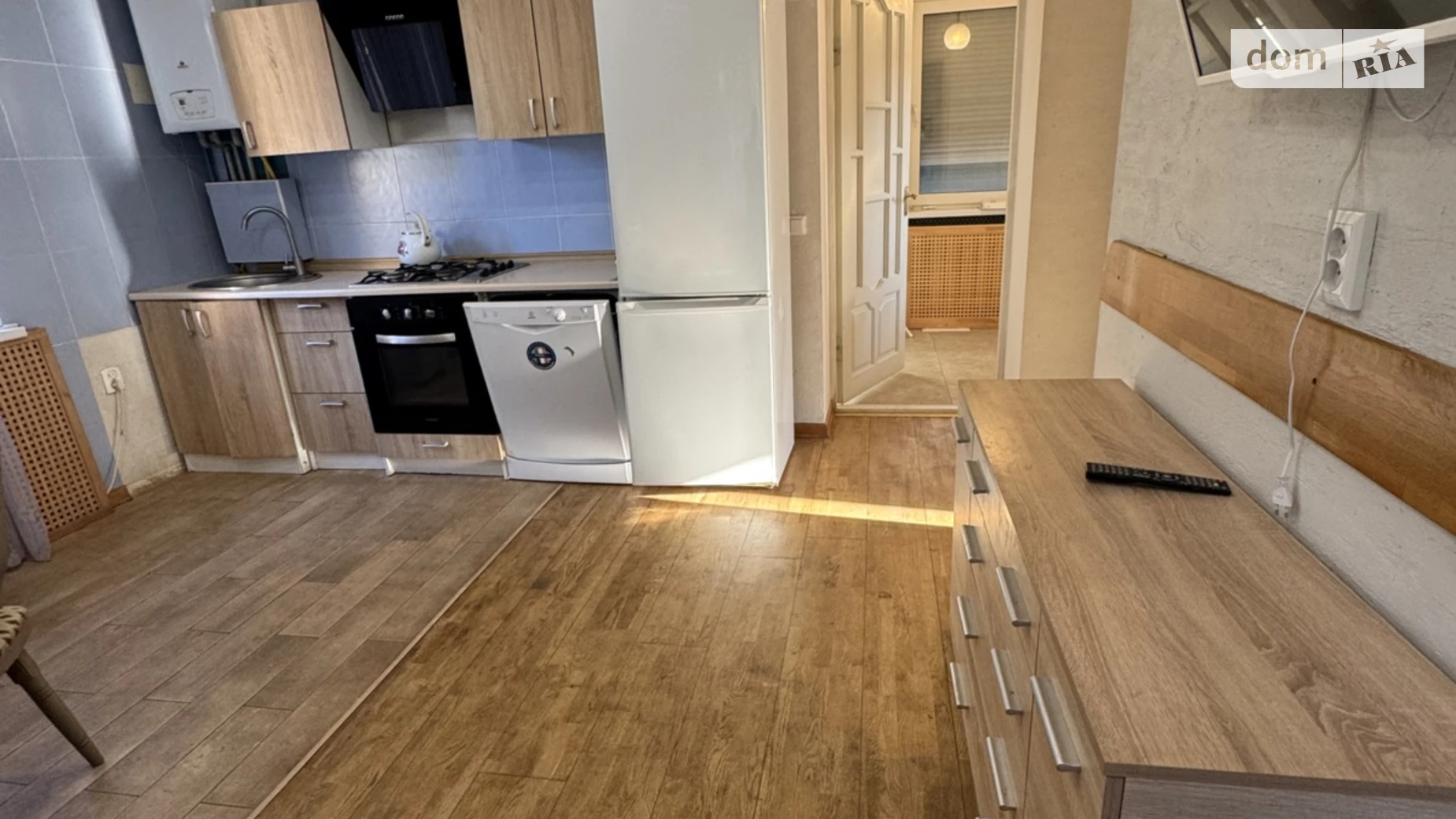 Сдается в аренду дом на 2 этажа 120 кв. м с бассейном, цена: 550 $ - фото 2