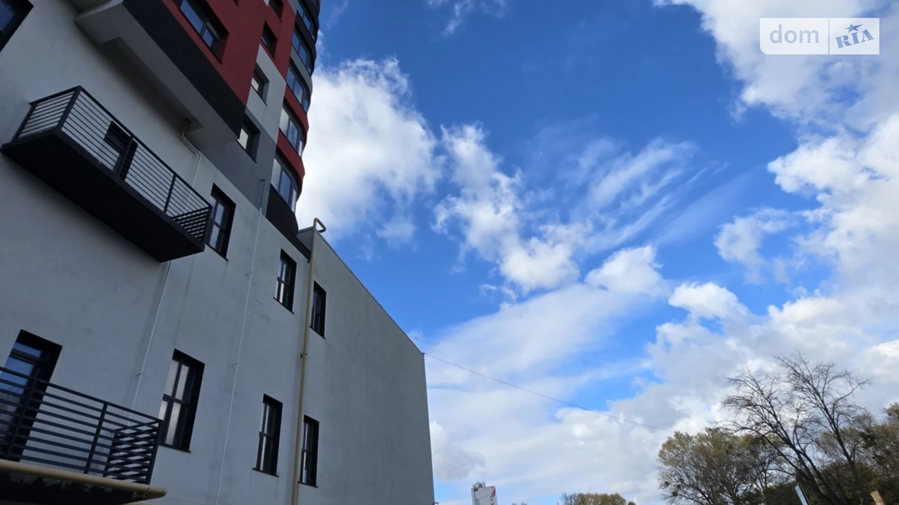 Продается 3-комнатная квартира 95.6 кв. м в Хмельницком, ул. Прибугская - фото 2