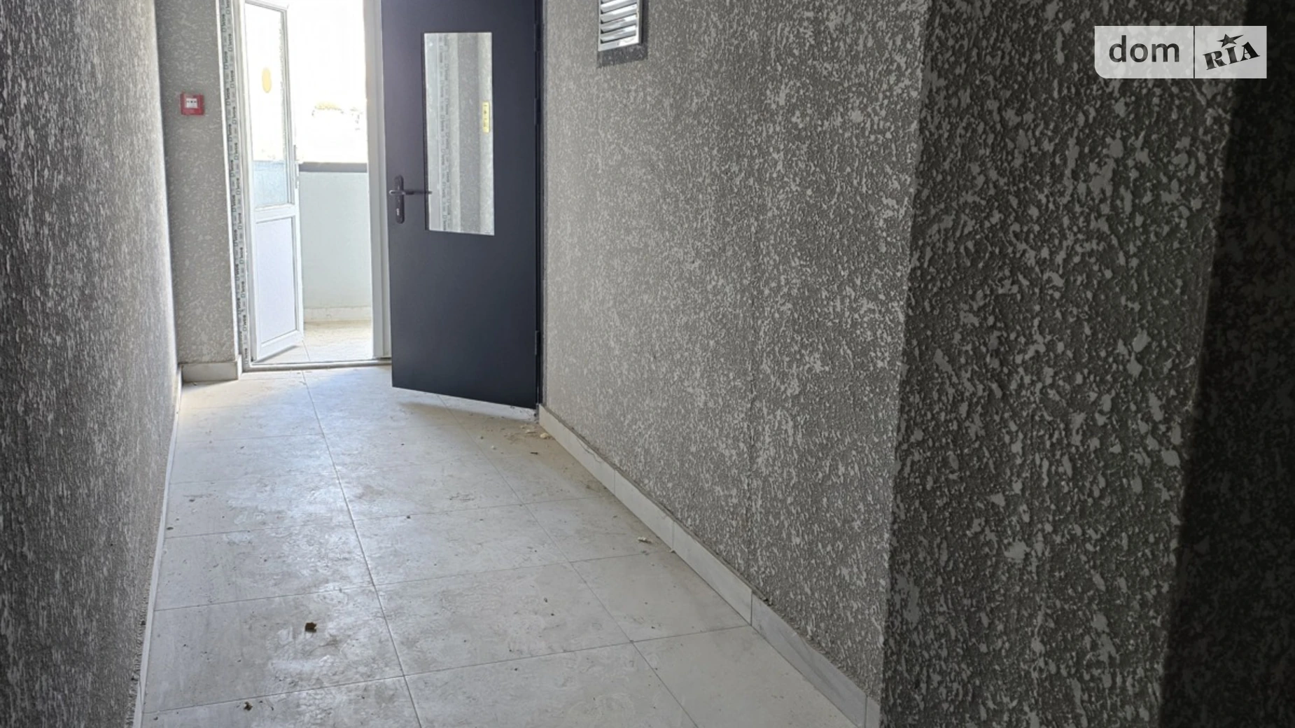 Продается 3-комнатная квартира 95.6 кв. м в Хмельницком, ул. Прибугская - фото 3