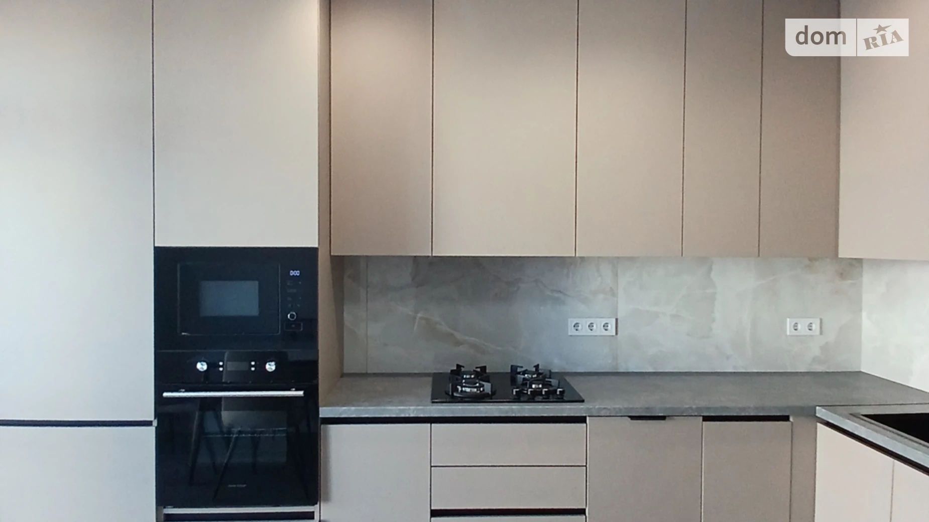 Здається в оренду 2-кімнатна квартира 68 кв. м у, цена: 550 $ - фото 2