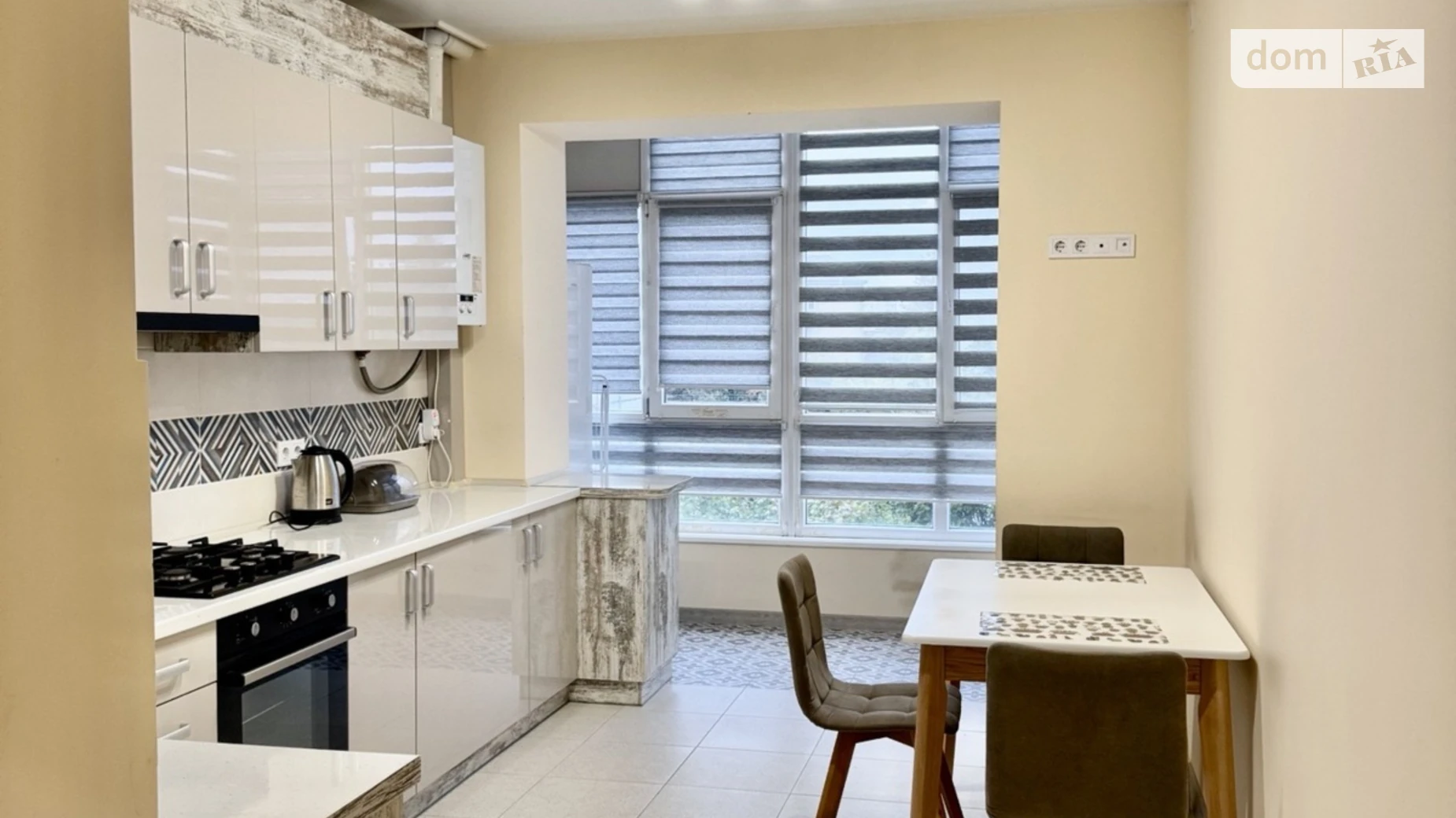 Сдается в аренду 1-комнатная квартира 42.2 кв. м в, цена: 380 $ - фото 2