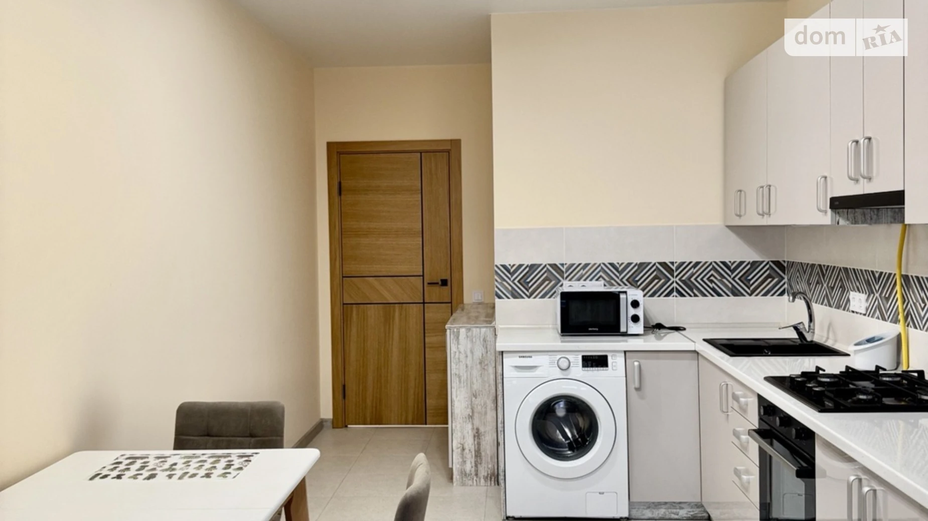 Сдается в аренду 1-комнатная квартира 42.2 кв. м в, цена: 380 $ - фото 3