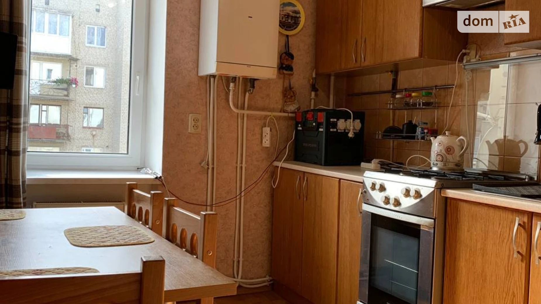 Продається 3-кімнатна квартира 61.9 кв. м у Кременці, вул. Захисників України(Льотчиків-Визволителів) - фото 2