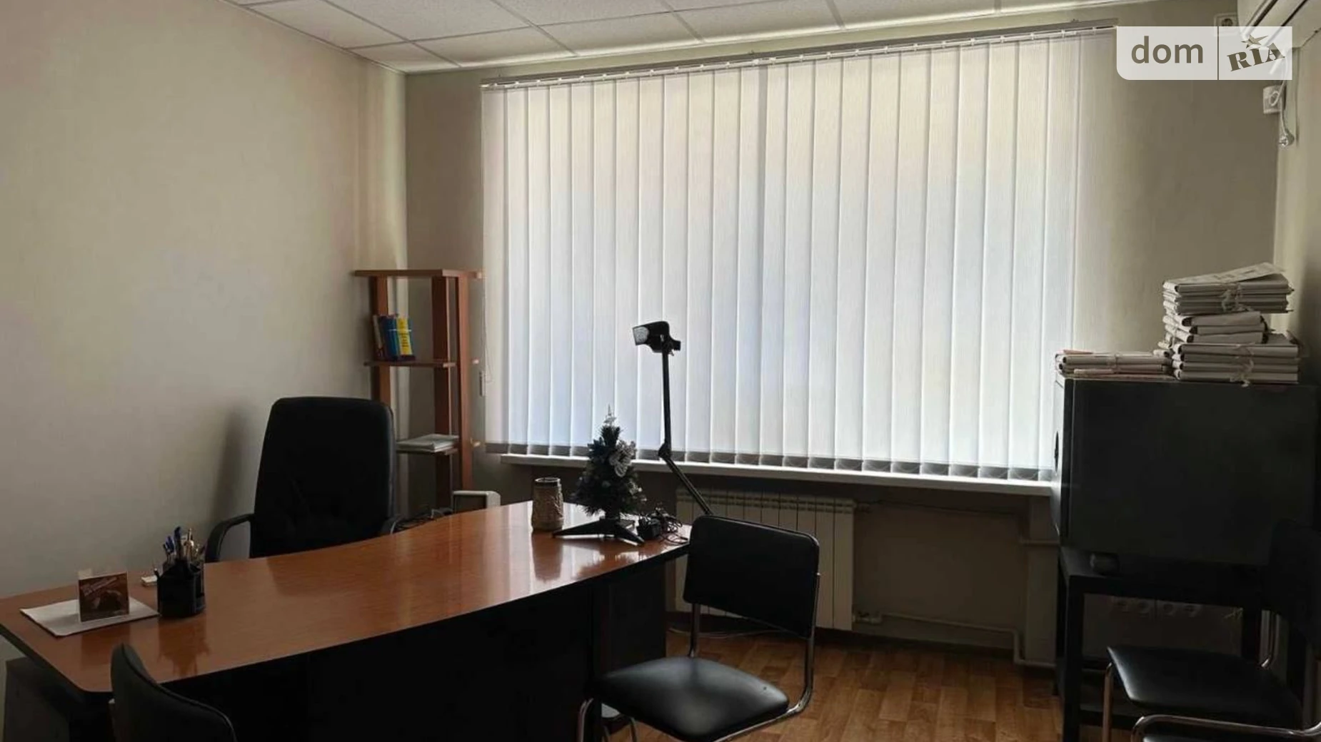 Продается офис 60.7 кв. м в бизнес-центре, цена: 85000 $ - фото 2