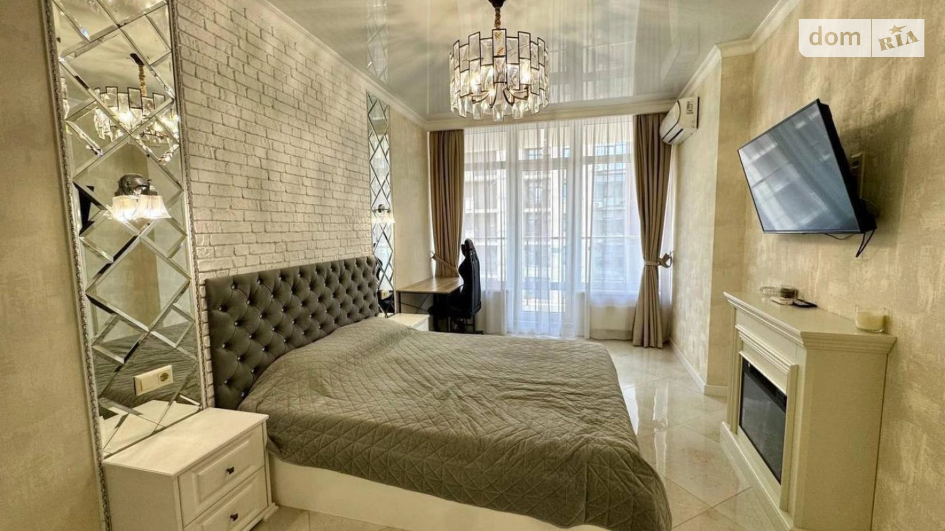 Продается 1-комнатная квартира 41 кв. м в Одессе, ул. Генуэзская, 3Б - фото 2