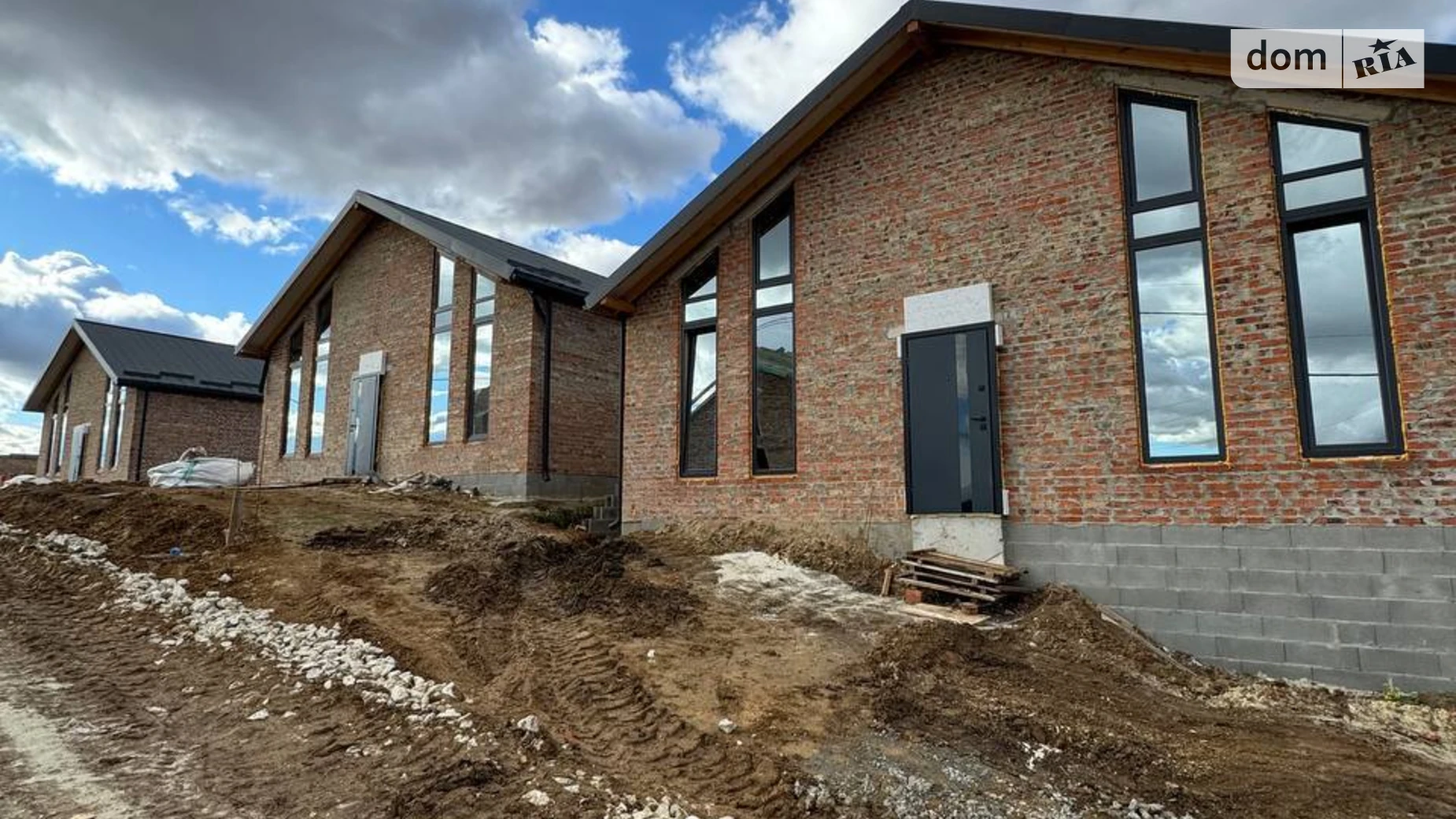 Продается одноэтажный дом 90 кв. м с камином, цена: 105000 $ - фото 2