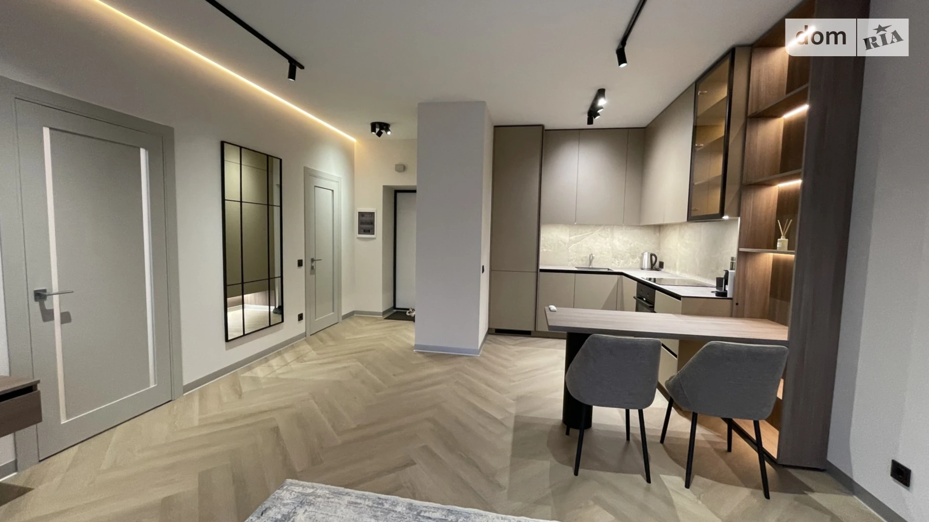 Продається 1-кімнатна квартира 45 кв. м у Минаї, вул. Августина Волошина, 22 - фото 2