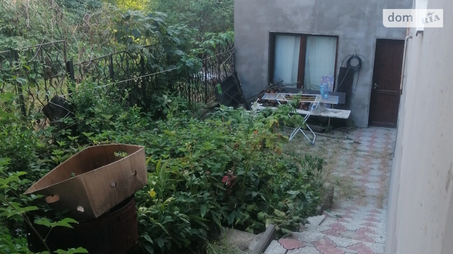 Продается дом на 3 этажа 325 кв. м с садом, цена: 200000 $ - фото 2