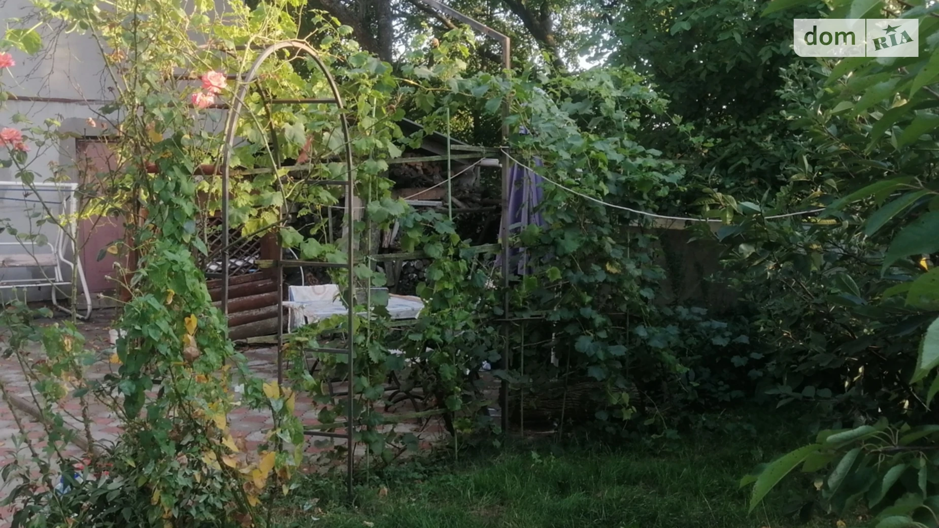 Продается дом на 3 этажа 325 кв. м с садом, цена: 200000 $ - фото 4