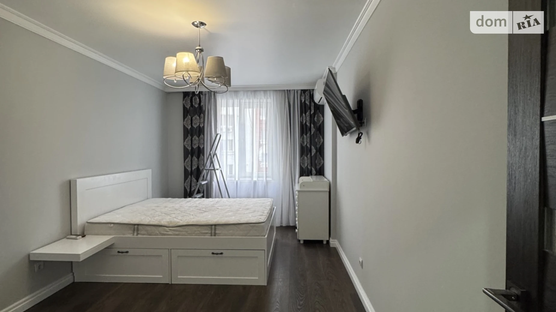 Сдается в аренду 1-комнатная квартира 40 кв. м в, цена: 300 $ - фото 2